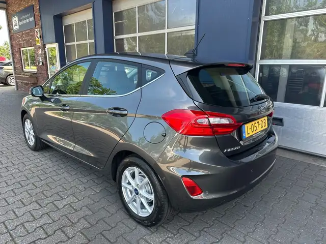 Ford Fiesta view 2