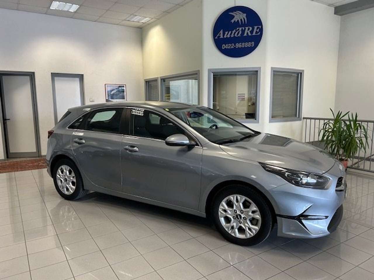 Kia Ceed / cee\'d 1,0 T GDI 5P. STYLE