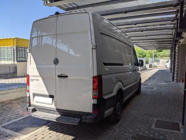 Volkswagen Crafter view 5