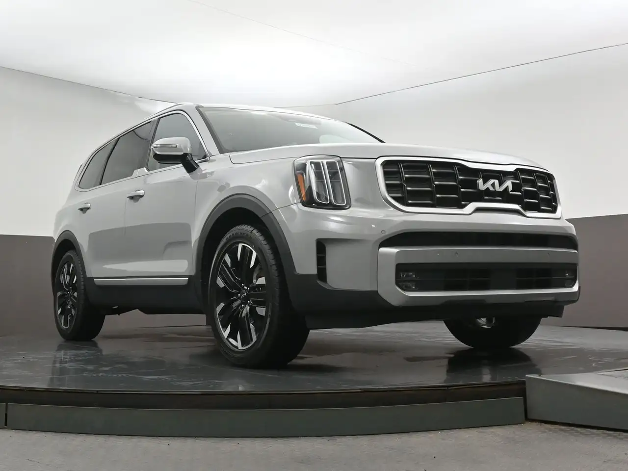 Kia Telluride снимка Kia Telluride