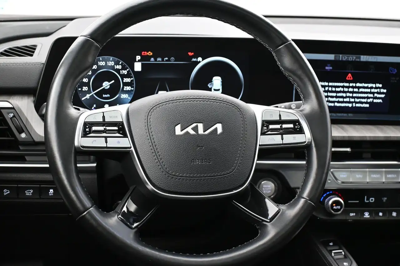 Kia Telluride снимка Kia Telluride