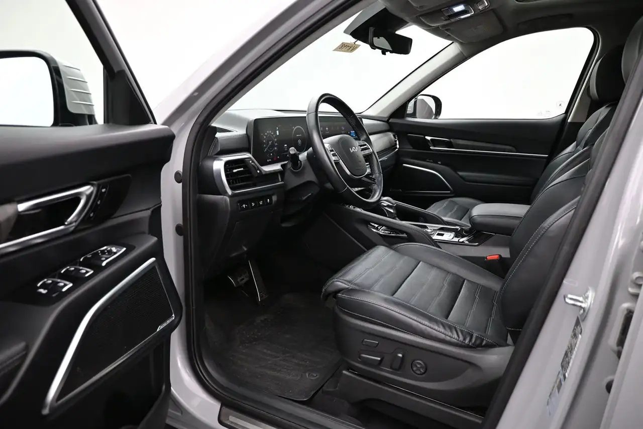 Kia Telluride снимка Kia Telluride