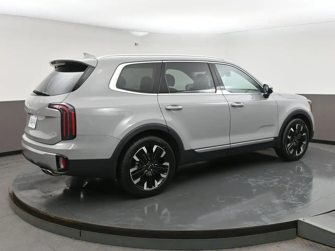 Kia Telluride снимка Kia Telluride