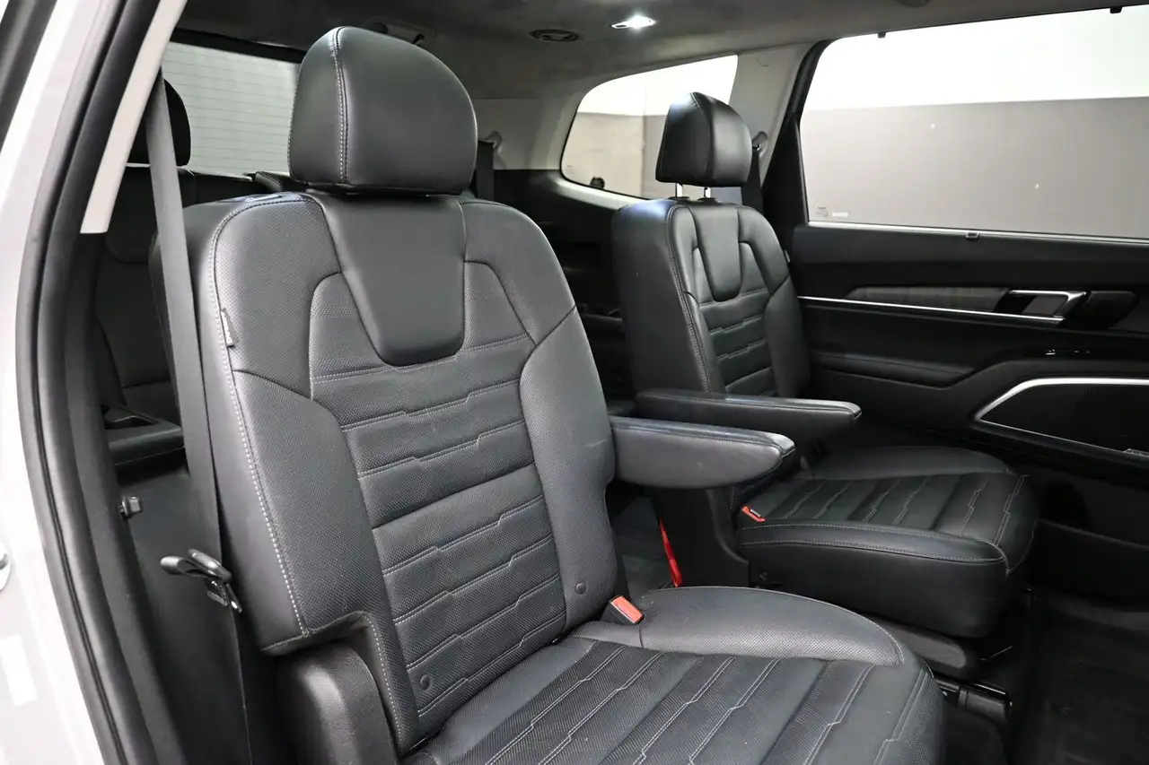 Kia Telluride снимка Kia Telluride