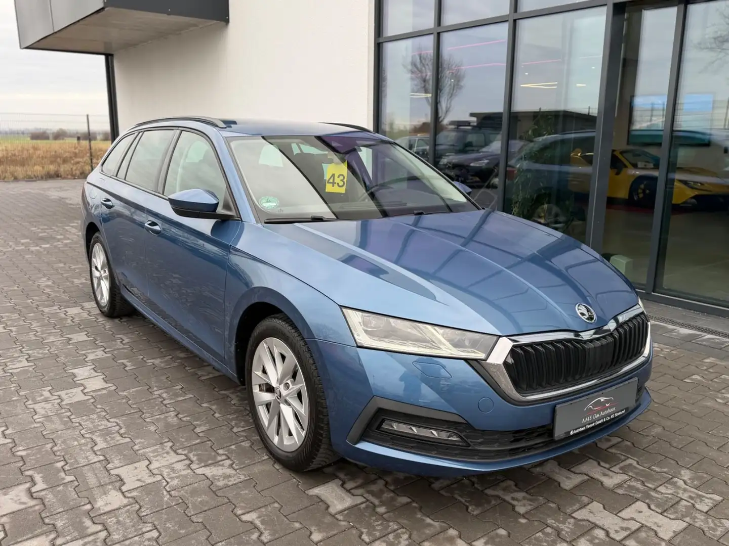 Skoda Octavia Combi 1.5 TSI Navi Bi Xenon Virtual Cock Bleu - 1