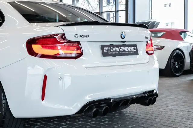 BMW M2 view 11