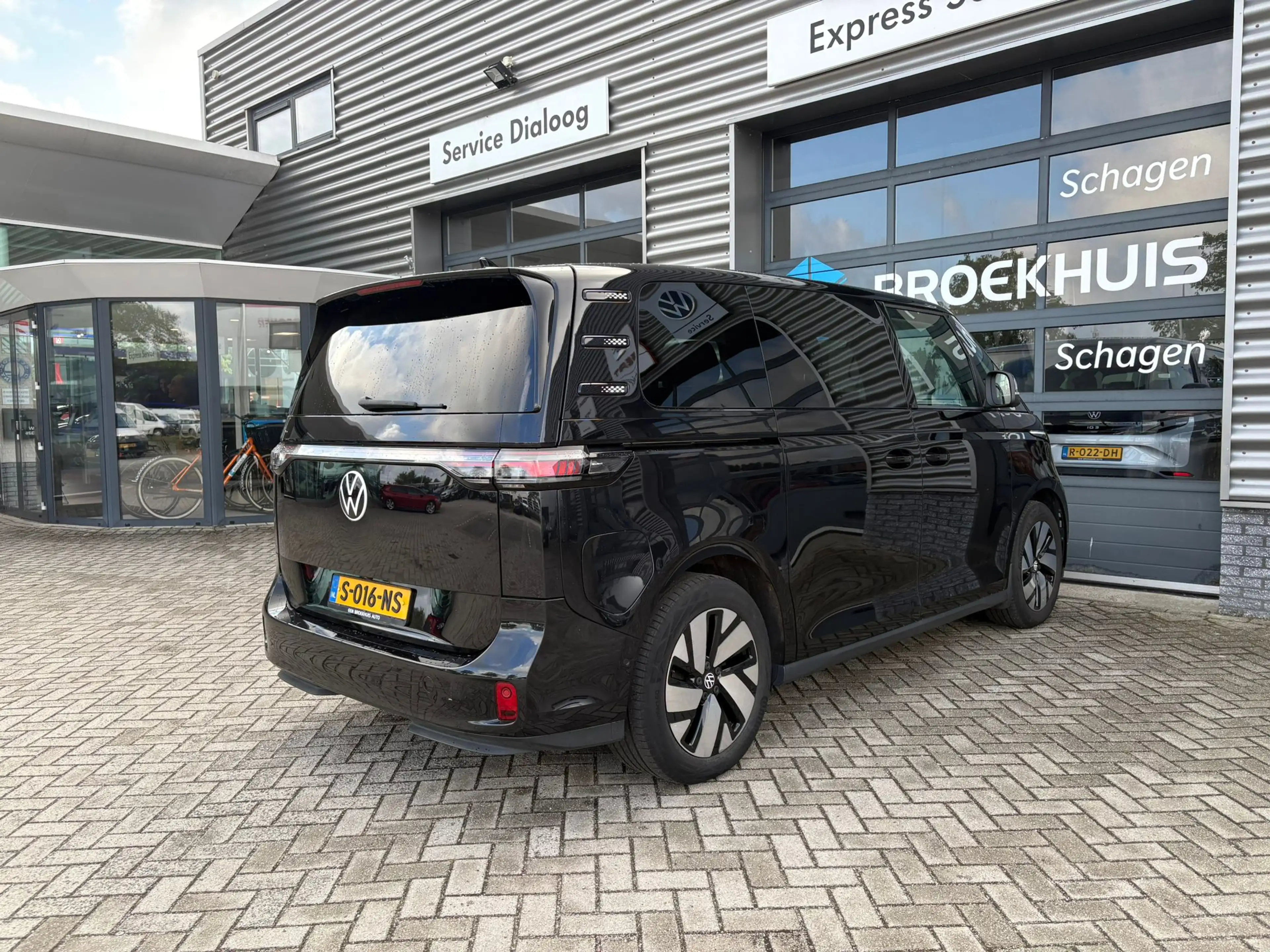 Volkswagen ID. Buzz 1st 77kWh 204 pk | SoH 98,7% | Elektrische Trekhaa — photo 10