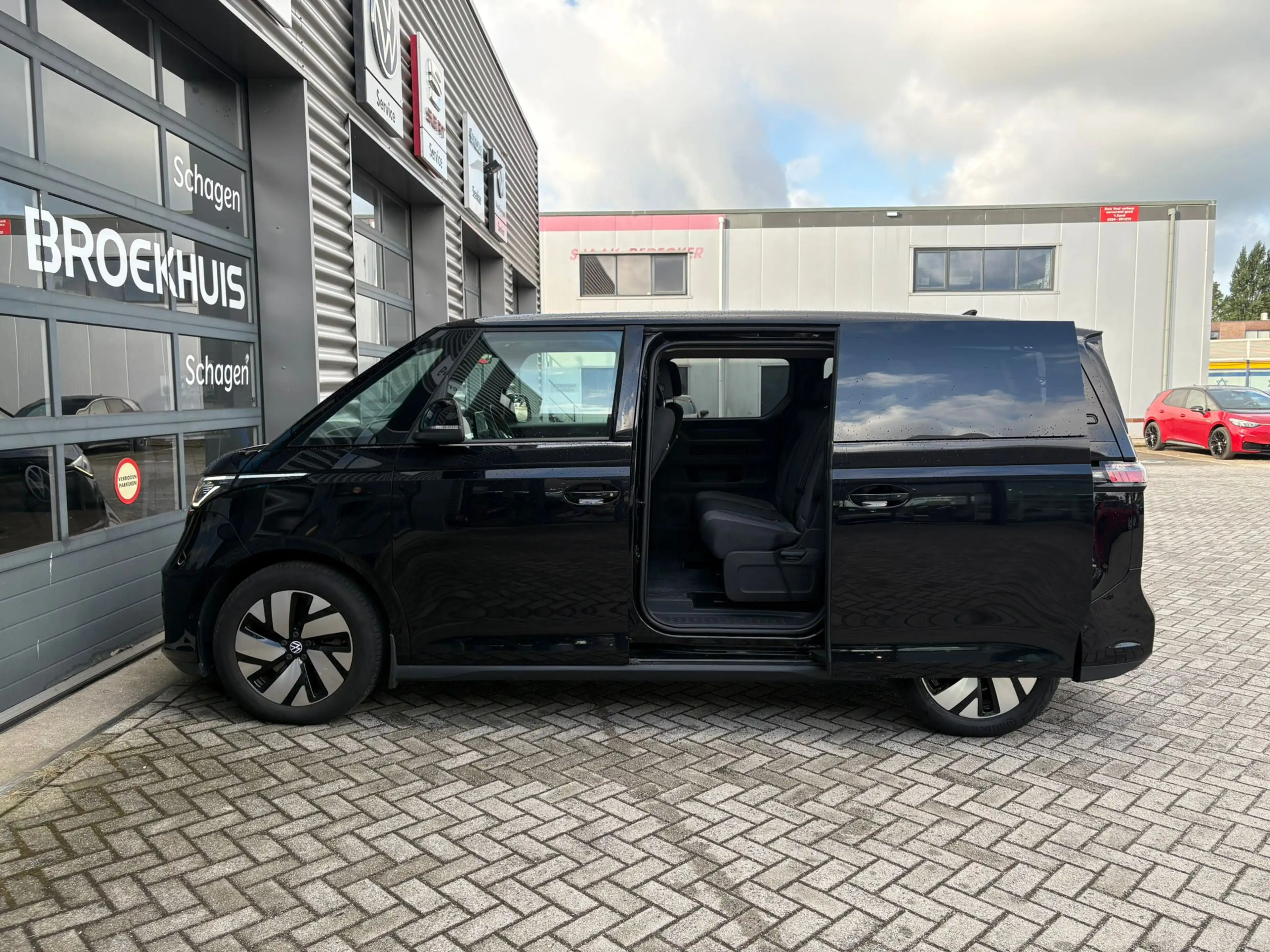 Volkswagen ID. Buzz 1st 77kWh 204 pk | SoH 98,7% | Elektrische Trekhaa — photo 7