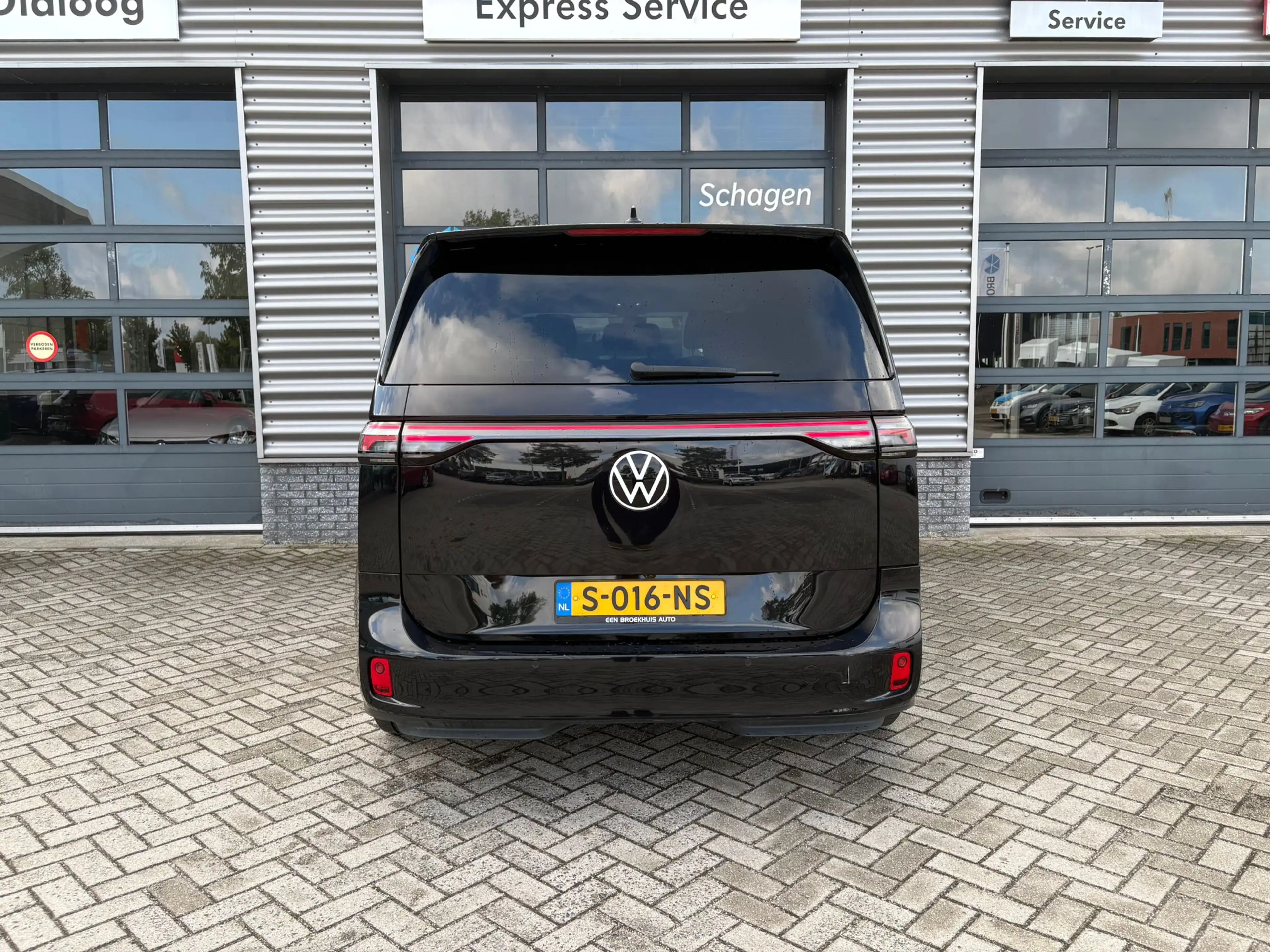 Volkswagen ID. Buzz 1st 77kWh 204 pk | SoH 98,7% | Elektrische Trekhaa — photo 9