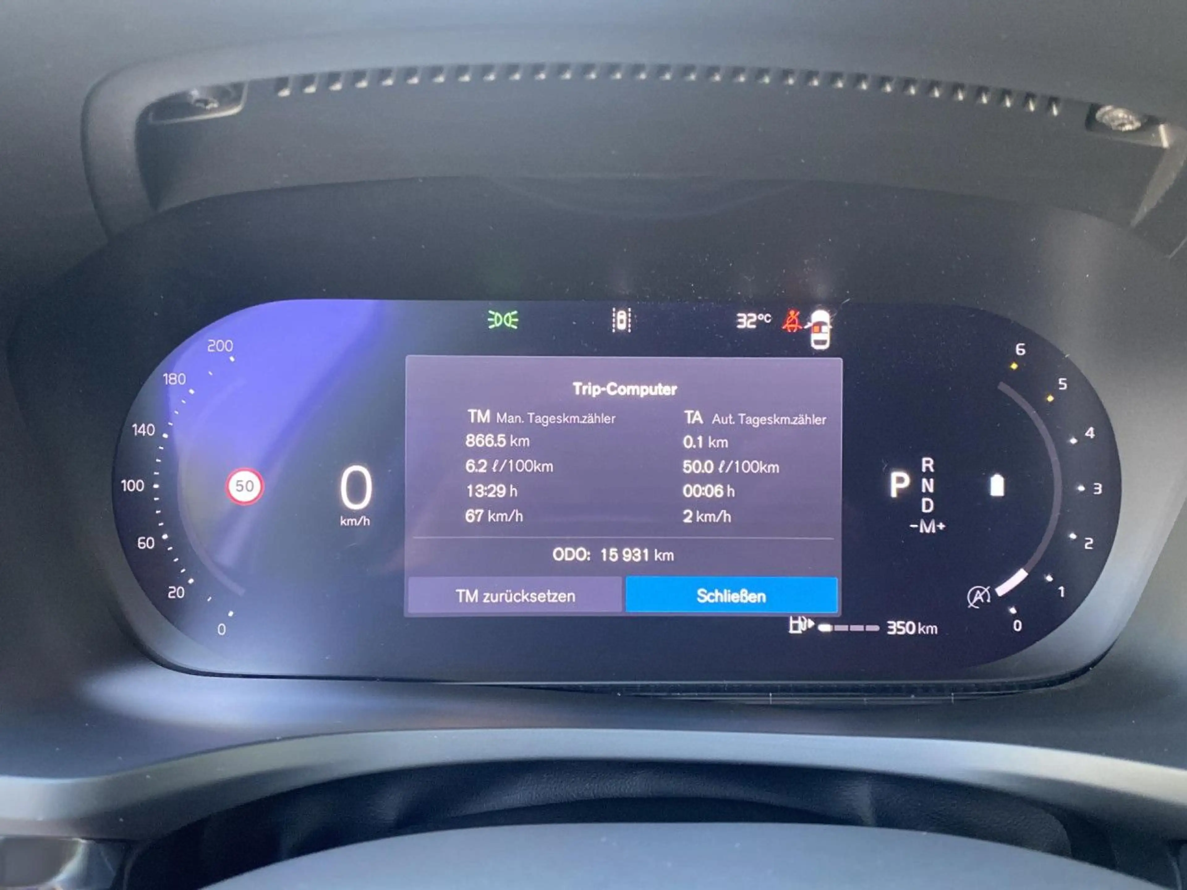 Volvo V60 Cross Country V60 CC Plus AWD Bluetooth LED Vollleder Klima — photo 15