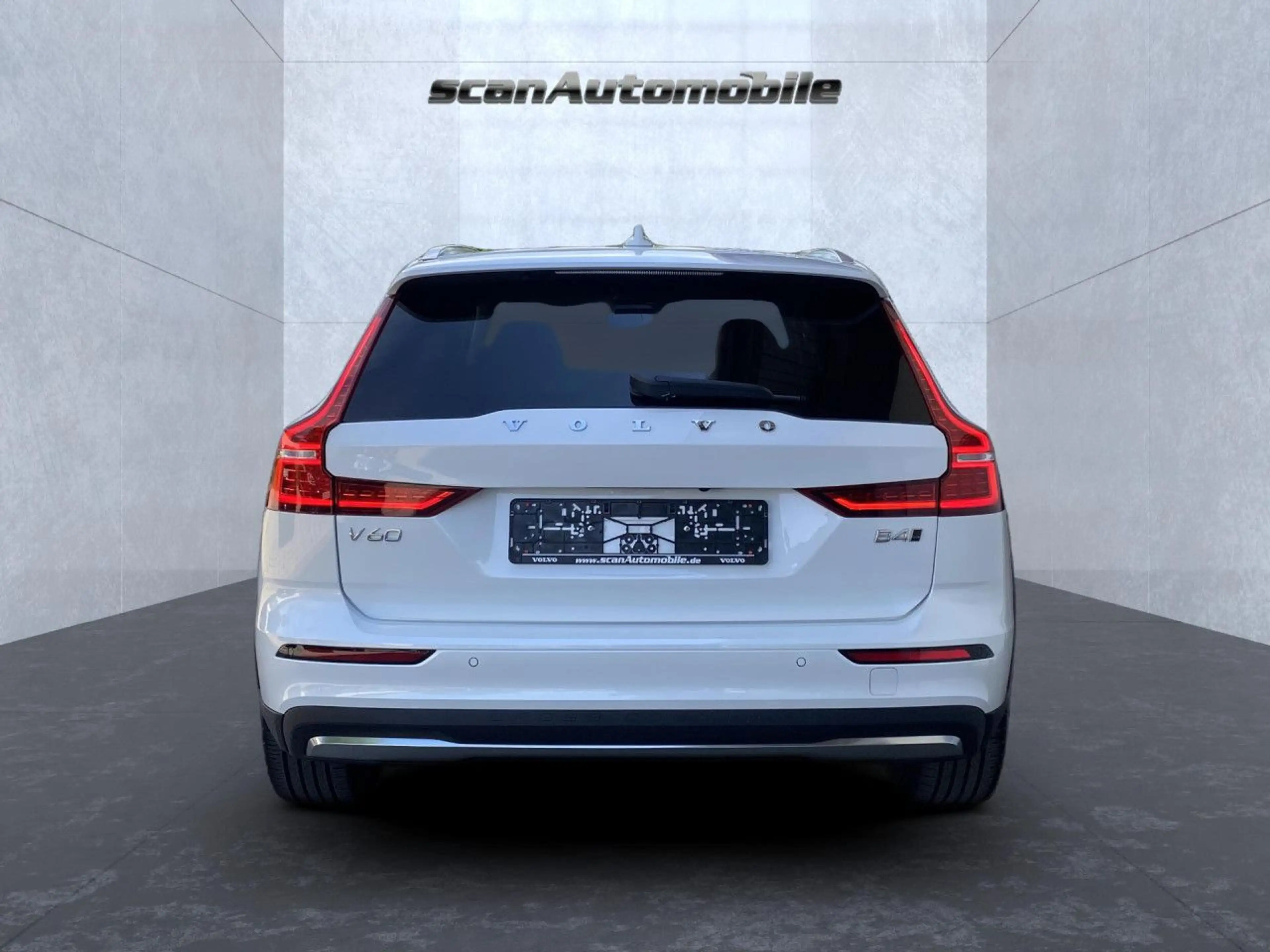 Volvo V60 Cross Country V60 CC Plus AWD Bluetooth LED Vollleder Klima — photo 9