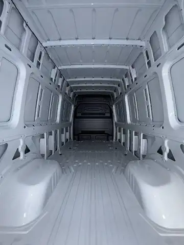 Mercedes-Benz Sprinter view 8