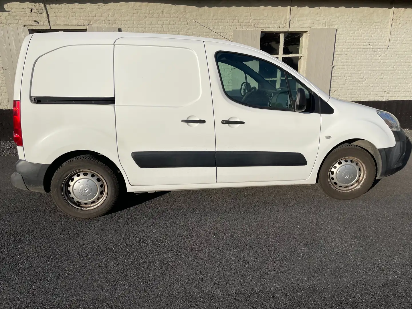 Citroen Berlingo Berlingo 600 1.6 HDi 75 Niveau First Blanc - 1