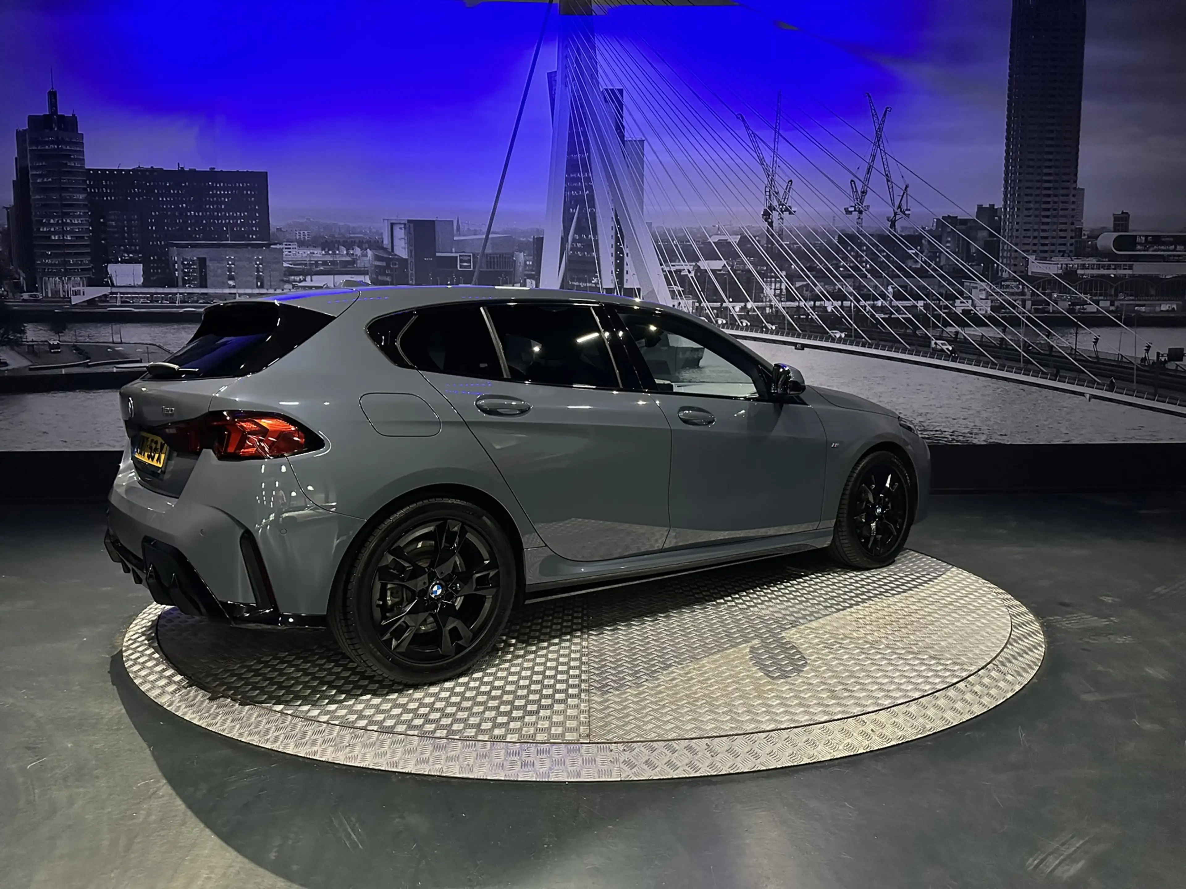 BMW 120 1-serie M Sport Design Edition *HUD*360camera*Spor — photo 13