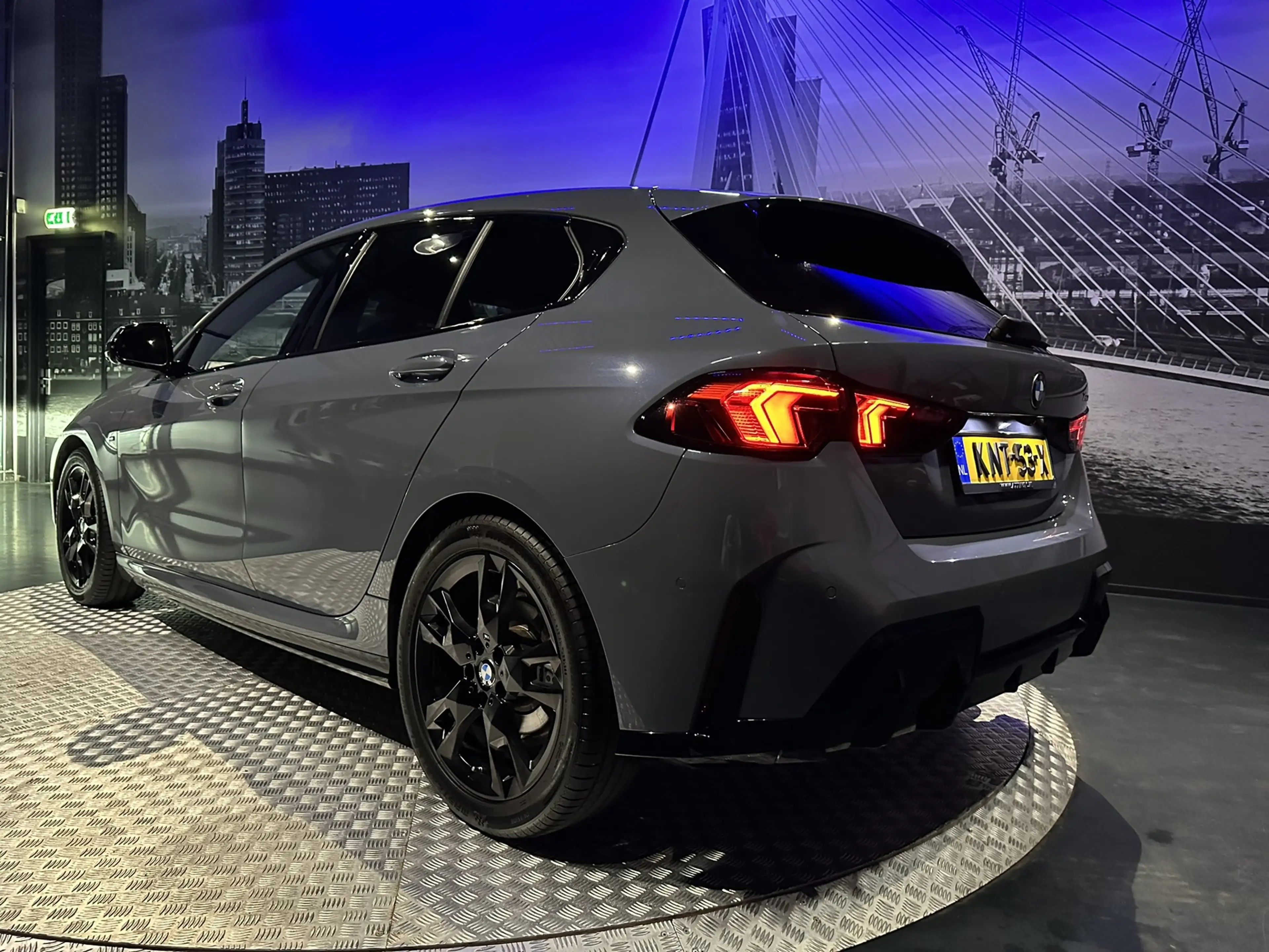 BMW 120 1-serie M Sport Design Edition *HUD*360camera*Spor — photo 23