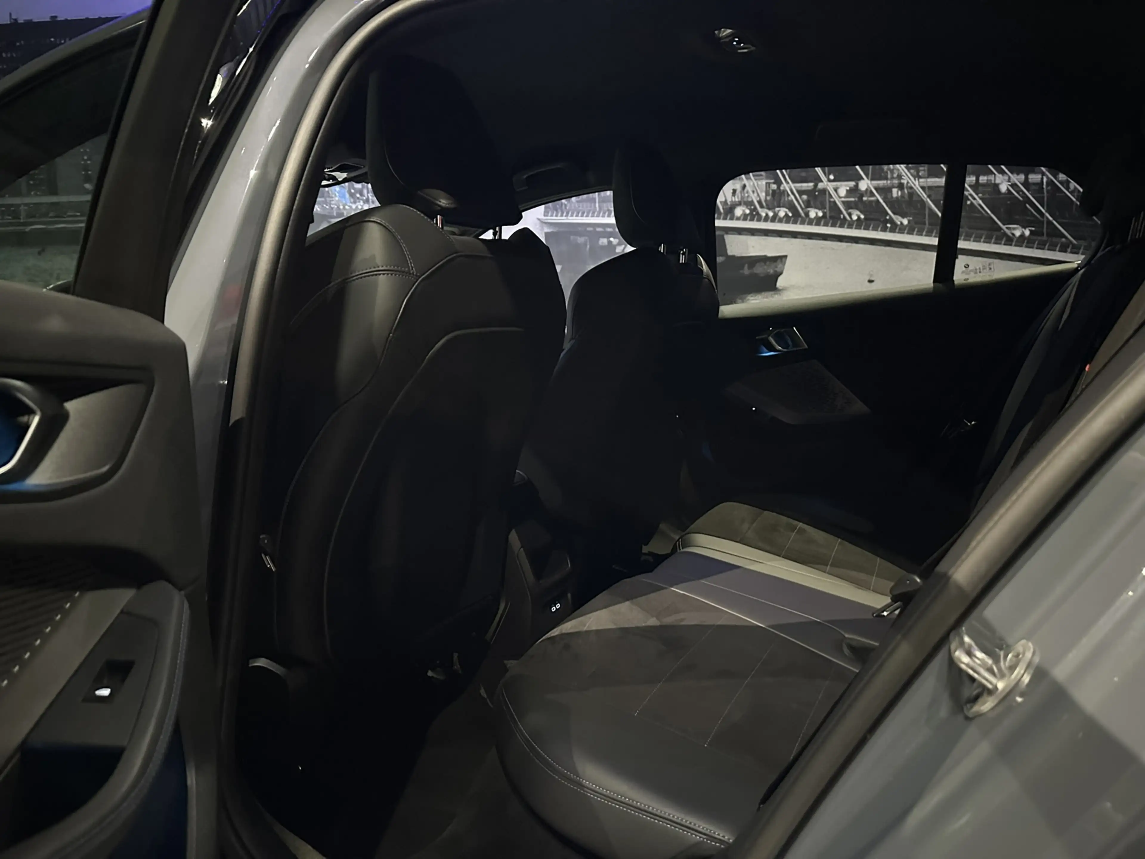 BMW 120 1-serie M Sport Design Edition *HUD*360camera*Spor — photo 22