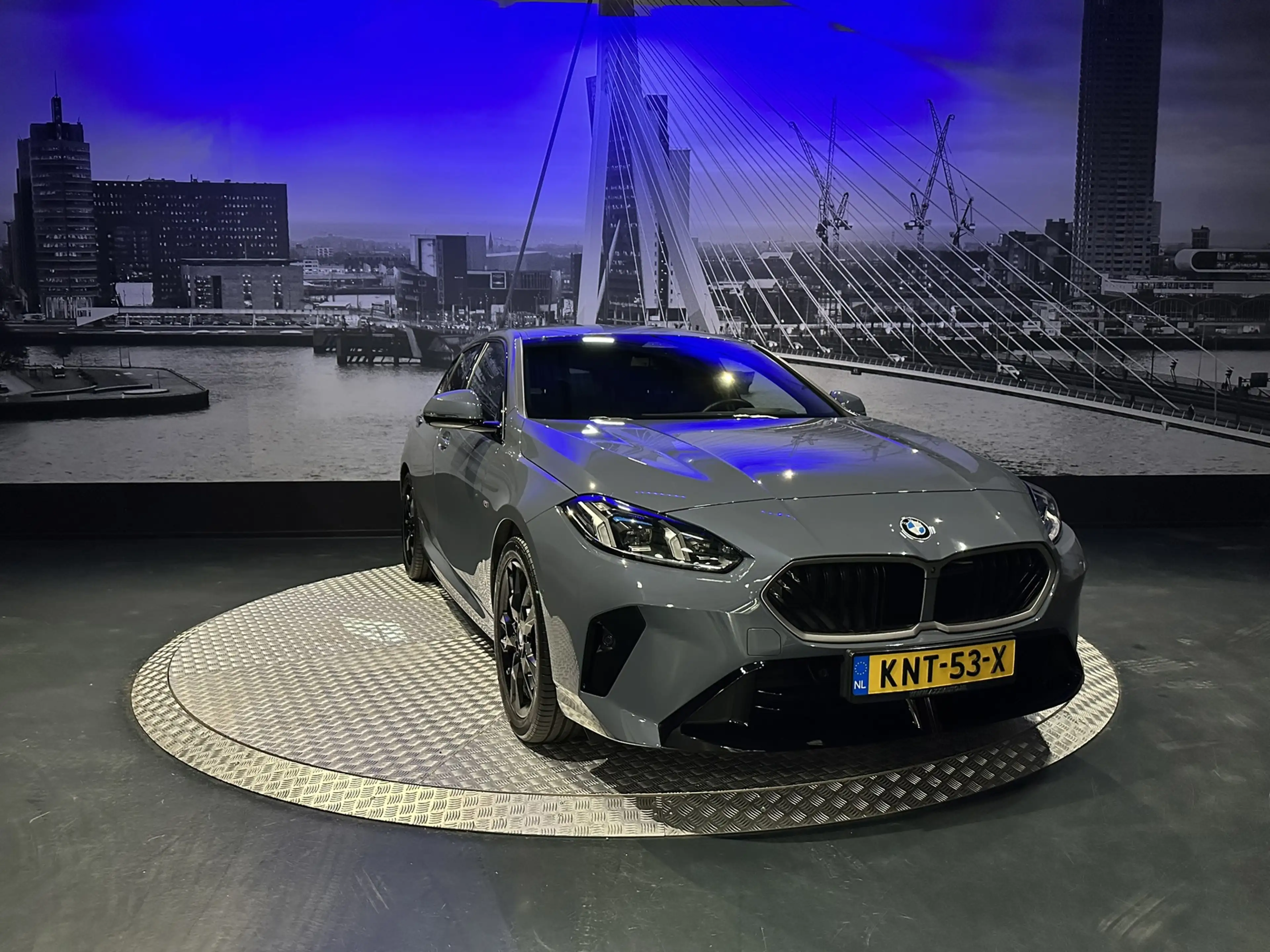 BMW 120 1-serie M Sport Design Edition *HUD*360camera*Spor — photo 4