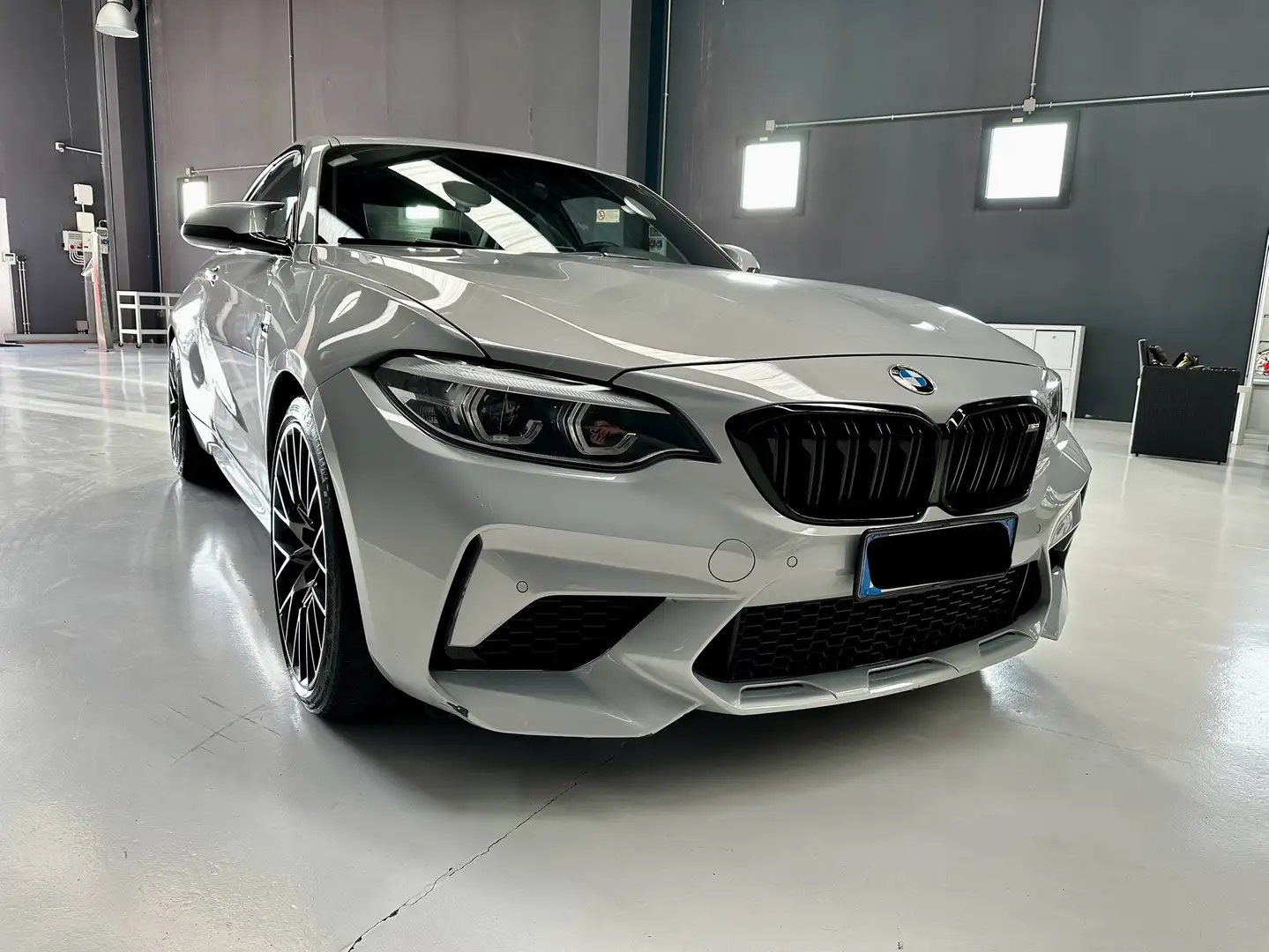 BMW M2 M2 Coupe 3.0 Competition 410cv dkg Stříbrná - 2
