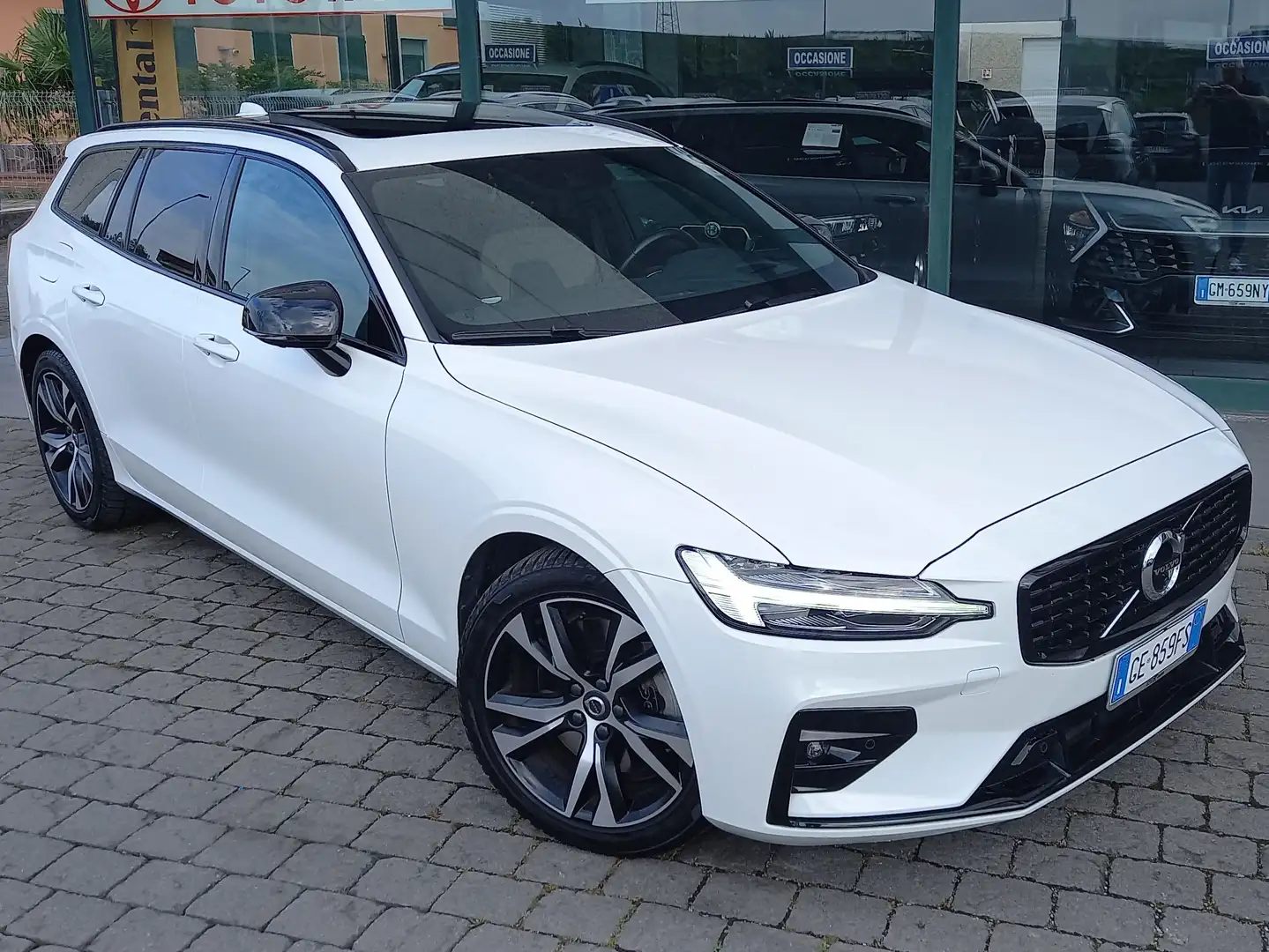 Volvo V60 V60 2.0 b3 R-design auto 8m Blanco - 1