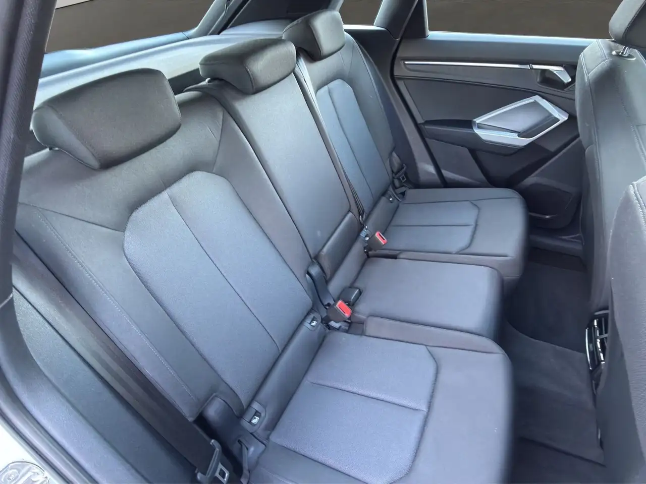 Audi Q3 35 TDI AHK+LED+PANO+KAMERA+SITZHZG 15