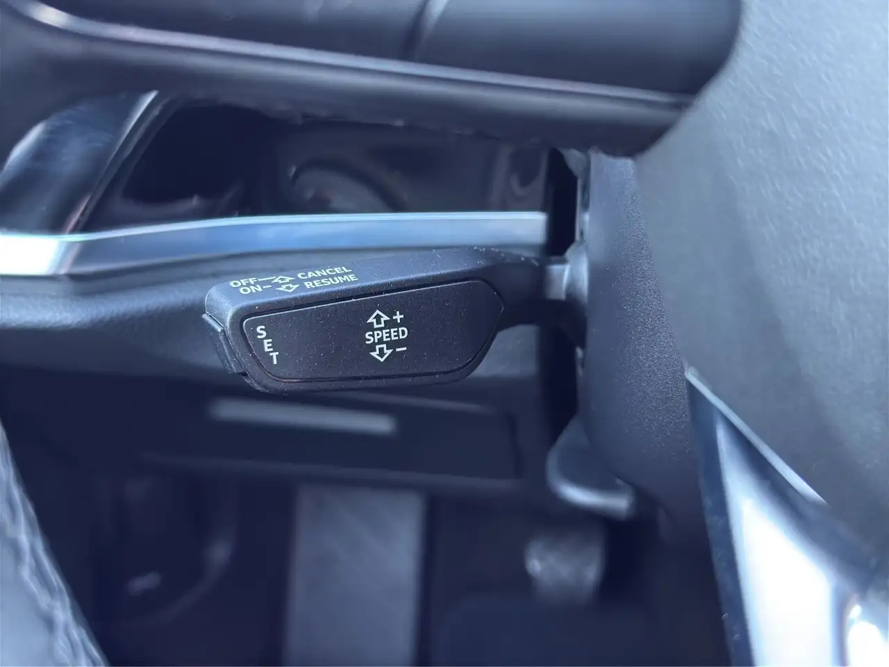 Audi Q3 35 TDI AHK+LED+PANO+KAMERA+SITZHZG 18