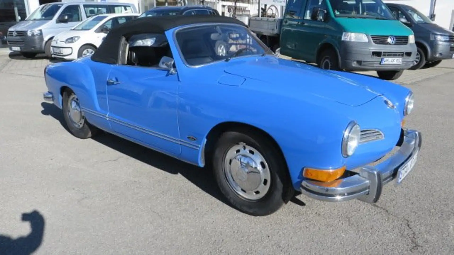 Oldtimer Karmann Ghia Cabriolet Blau - 2