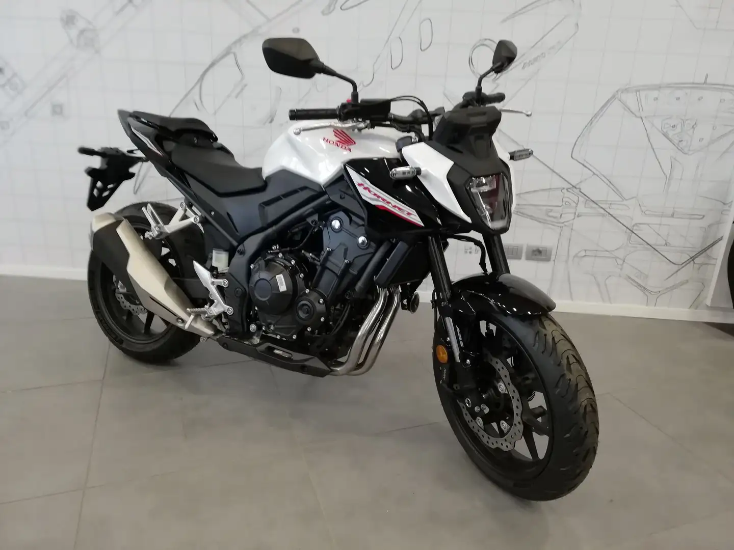 Honda Hornet 500 ABS - 2
