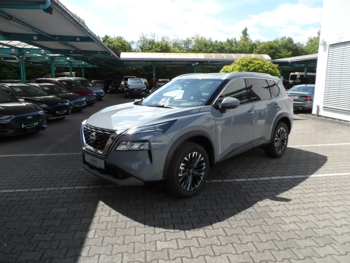Nissan X-Trail 1.5 VC-T MHEV N-Connecta PGD HUD AFA 19'' Grau - 2
