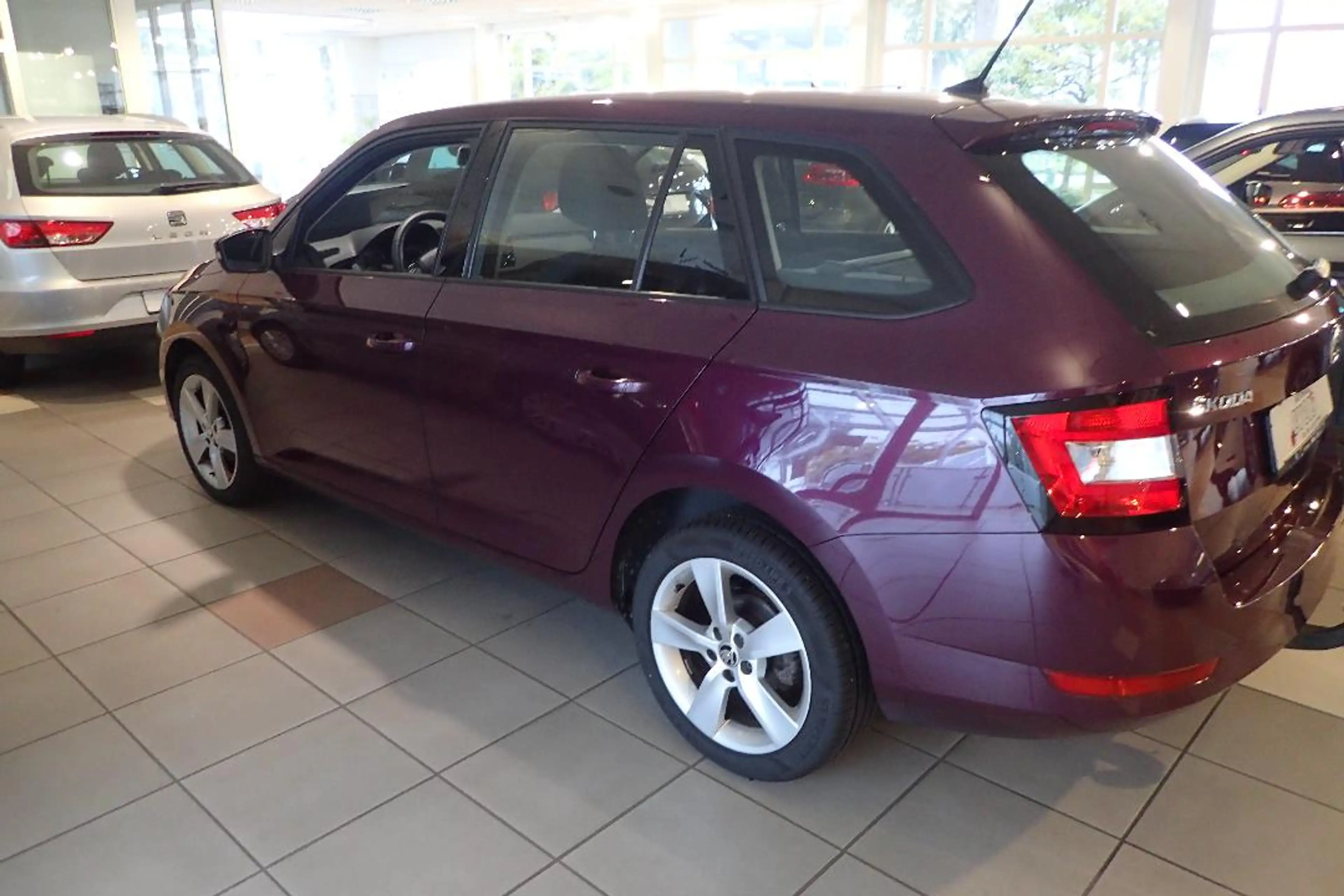 Skoda Fabia Cool Plus TSI KLIMA SITZHEIZUNG AHK PDC ALU — photo 6