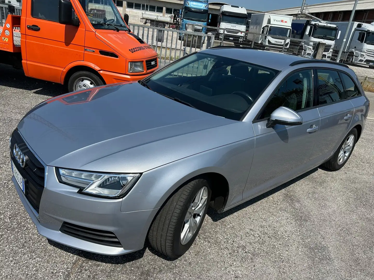 Audi A4 A4 Avant 2.0 tdi ultra Business 150cv s-tronic Argent - 2