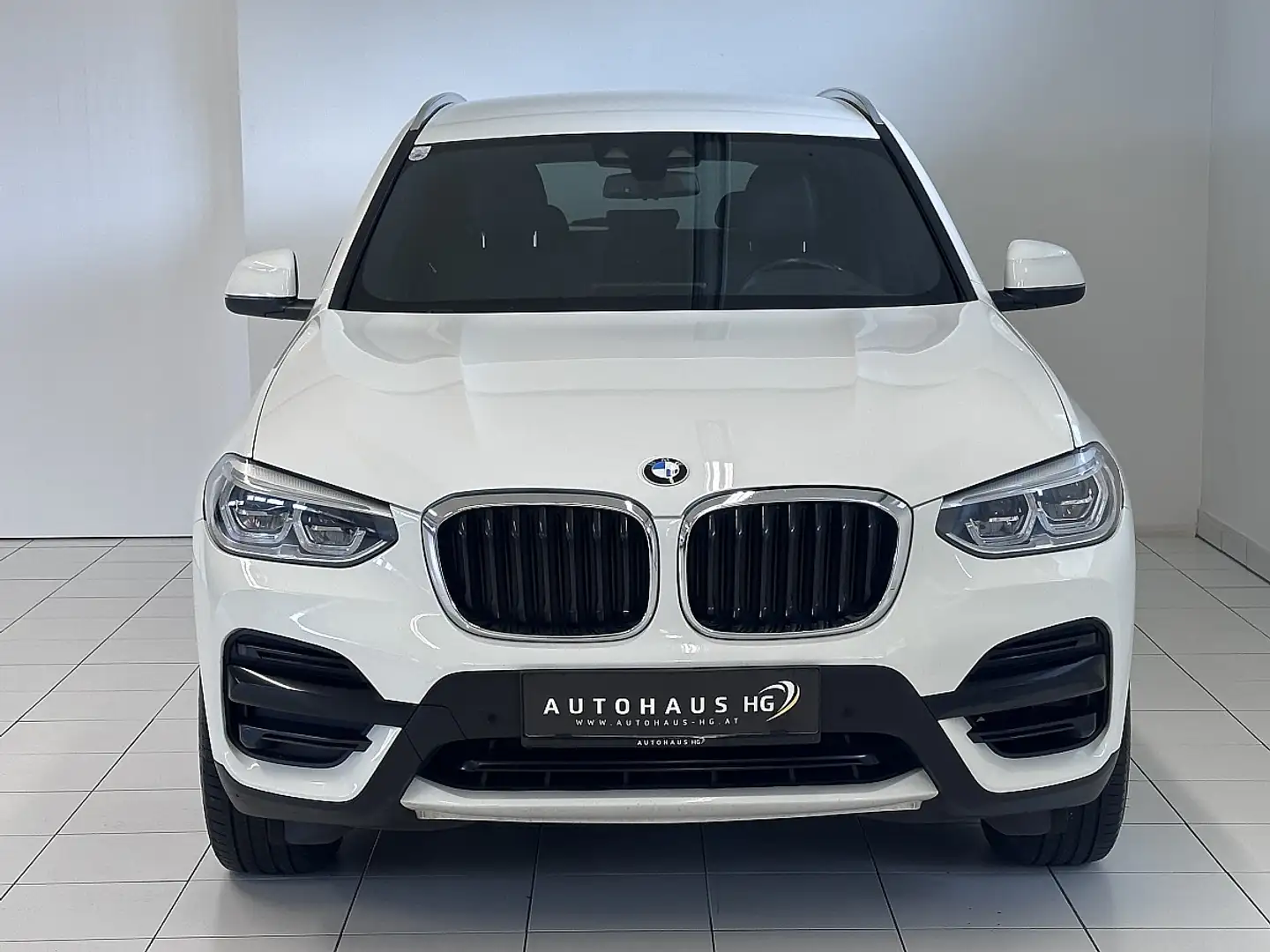 BMW X3 xDrive 20d Advantage Aut.*AHK*LED*GESTIK*HUD* Weiß - 2