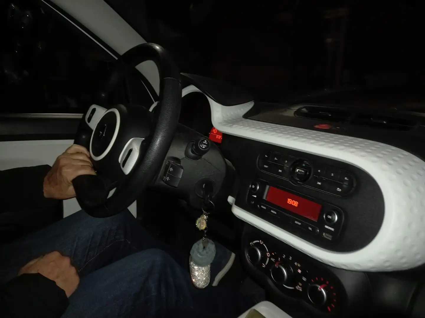 Renault Twingo 0.9 tce Zen 90cv edc - 1