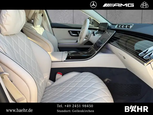 Mercedes-Benz S-Class view 5