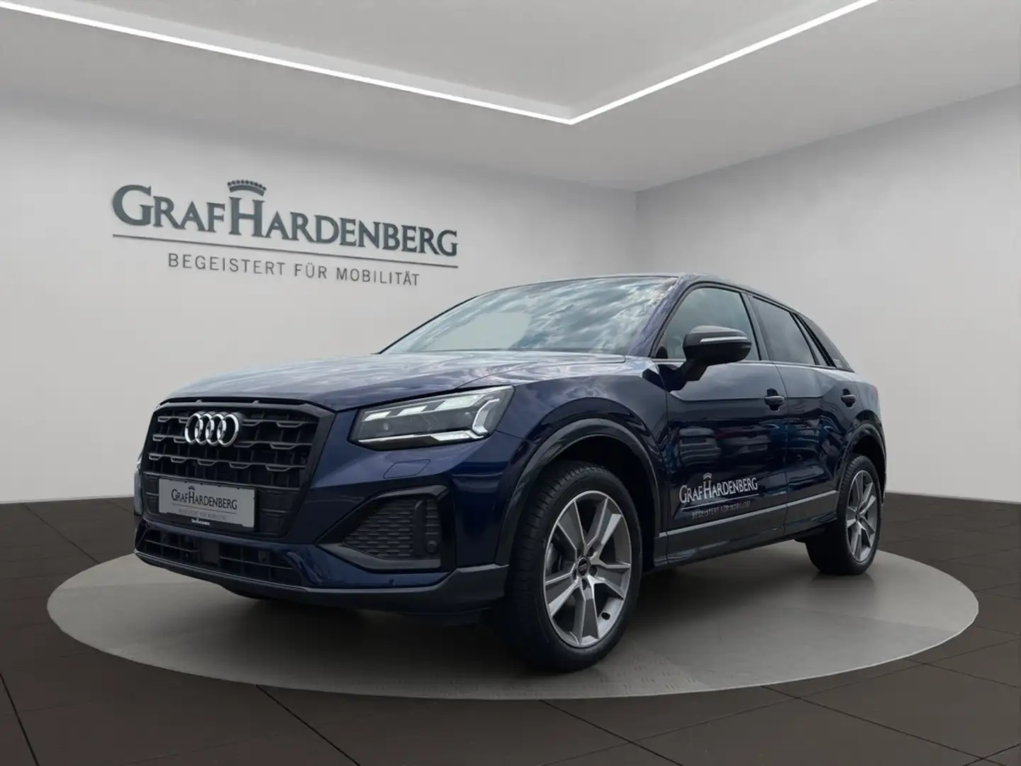 Audi Q2 35 TFSI S-tronic advanced Matrix AHK Blau - 1