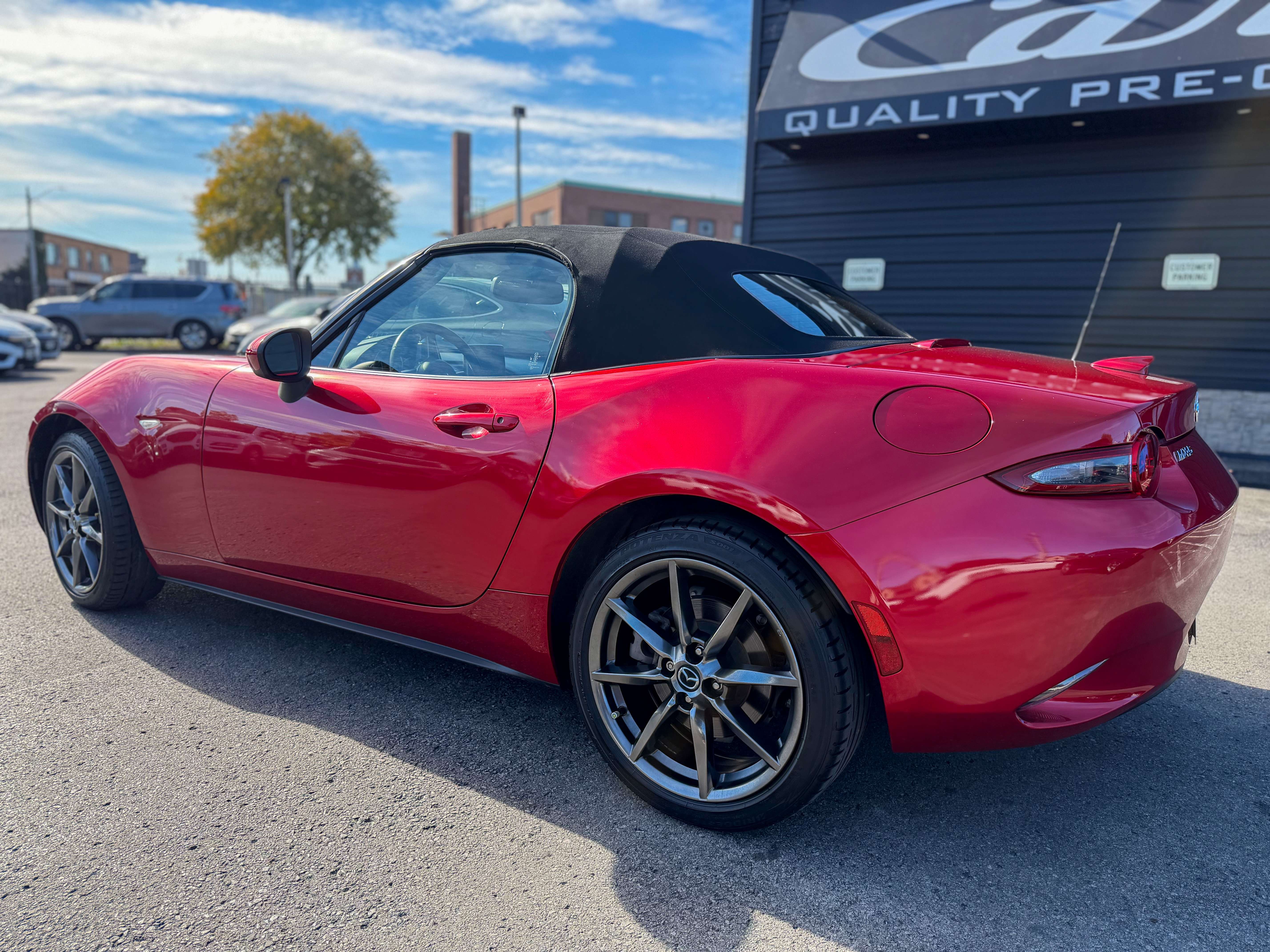 2016 Mazda MX-5 Miata Roadster