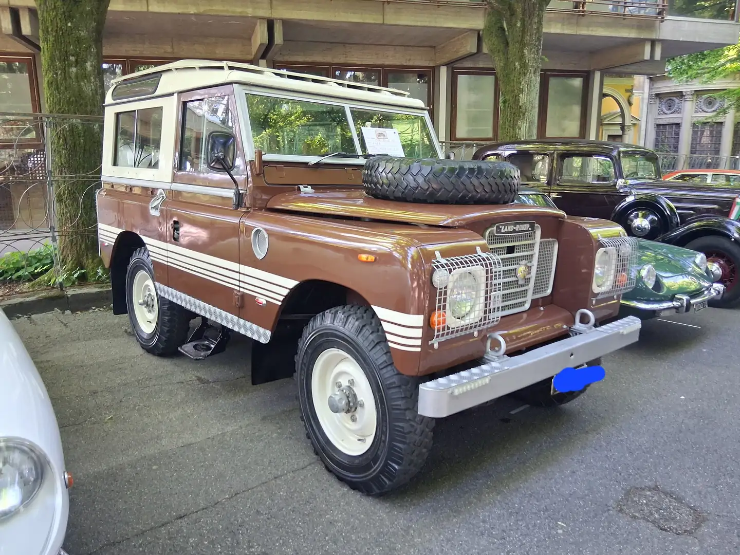 Land Rover 88 Marrone - 2
