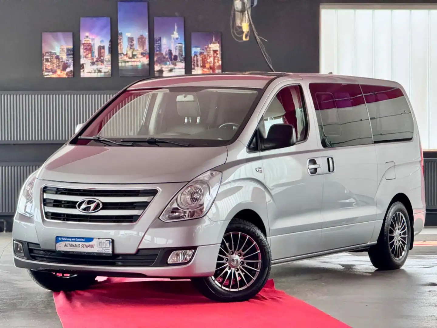 Hyundai H-1 Leder Automatik Kamera 8 Sitze Navi AHK Grau - 1