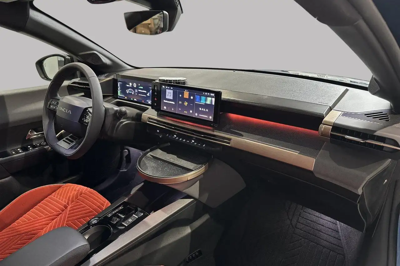 Lancia Ypsilon 2025