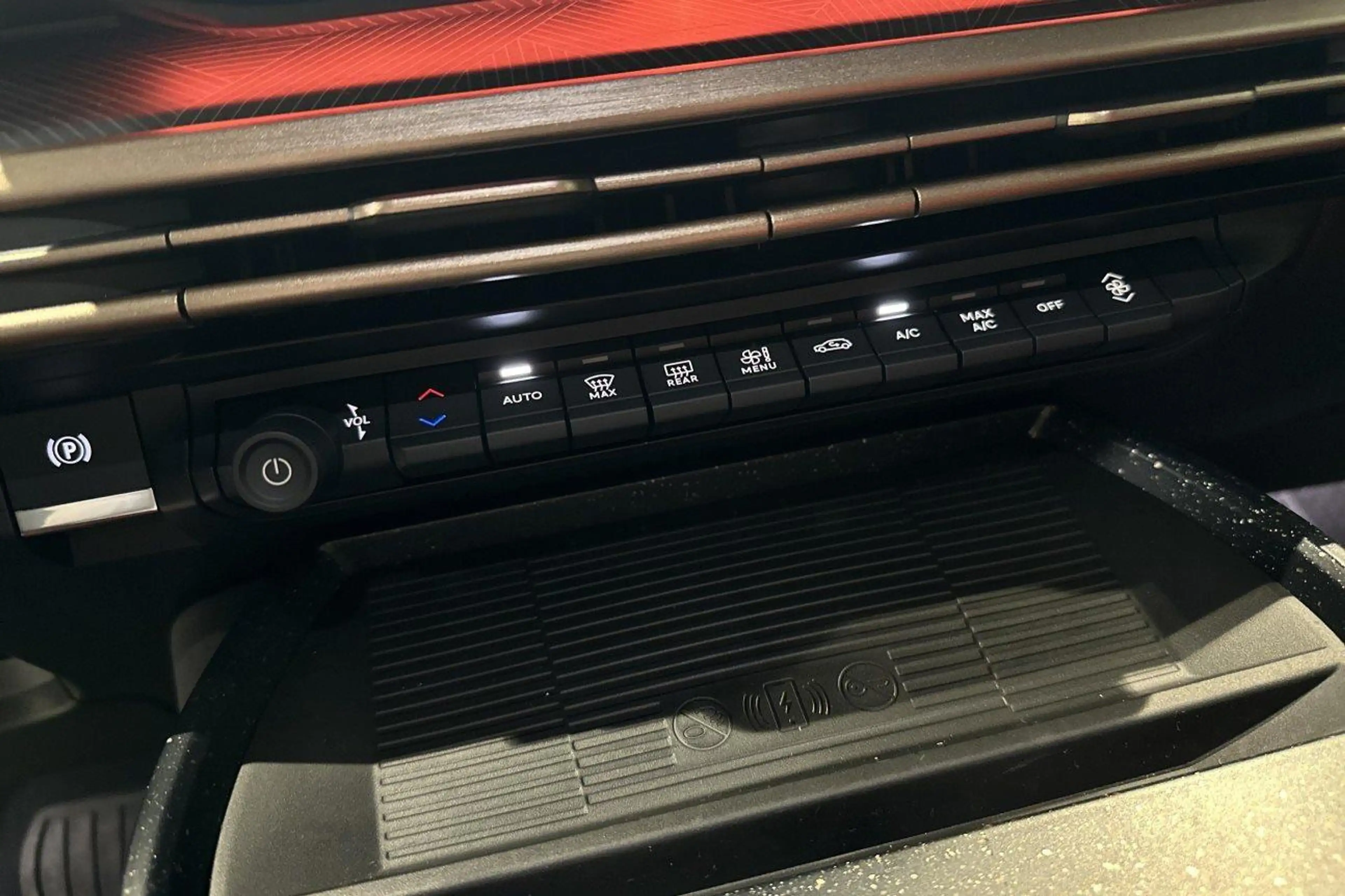 Lancia Ypsilon LX — photo 15