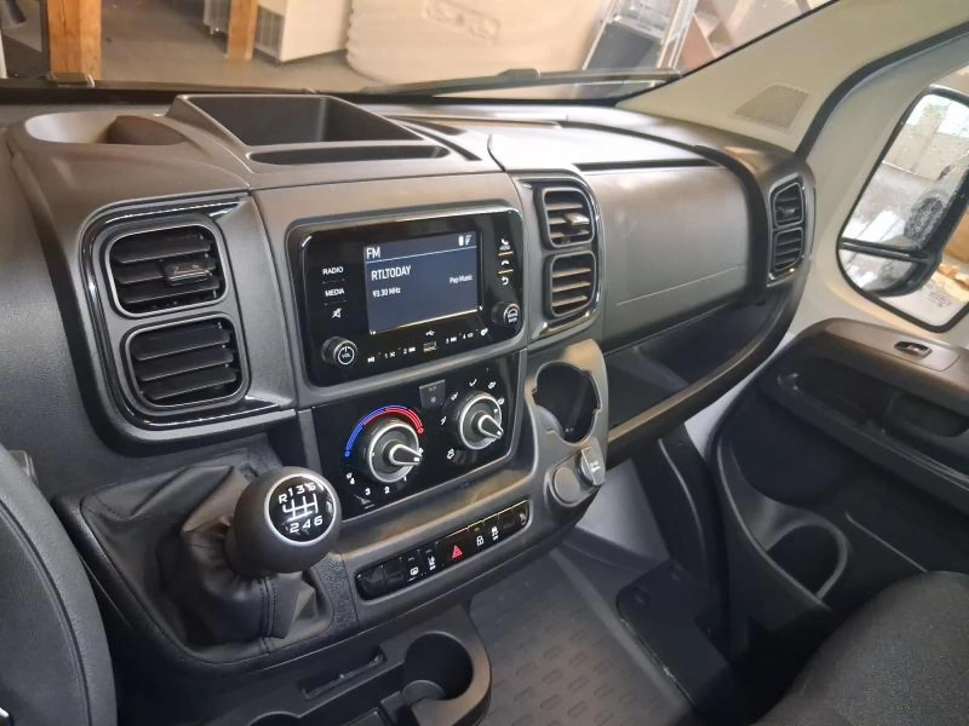 Opel Movano L3H2 — photo 6