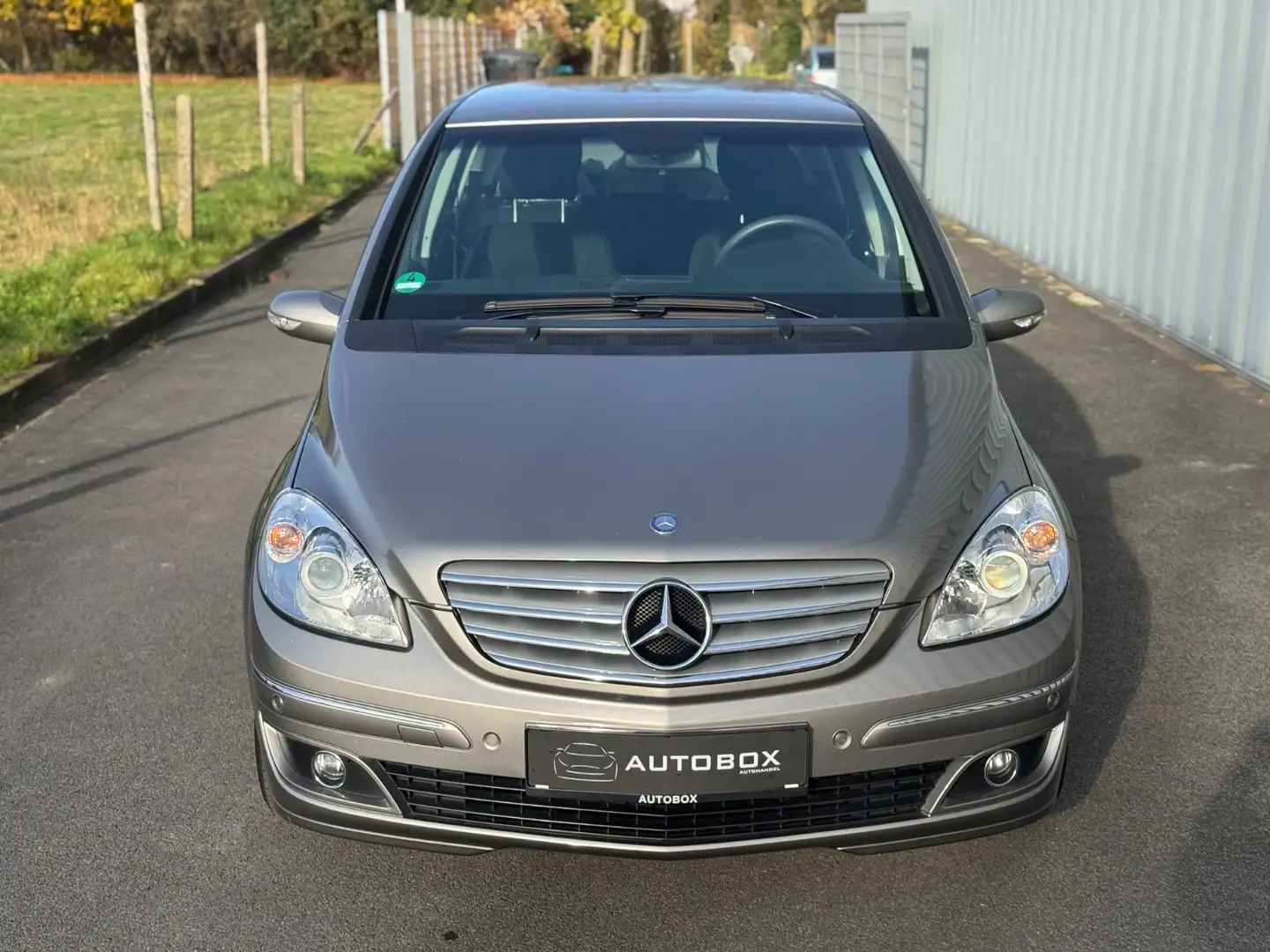 Mercedes-Benz B 170 *AUT*KLIMA*SHZ* Grau - 2