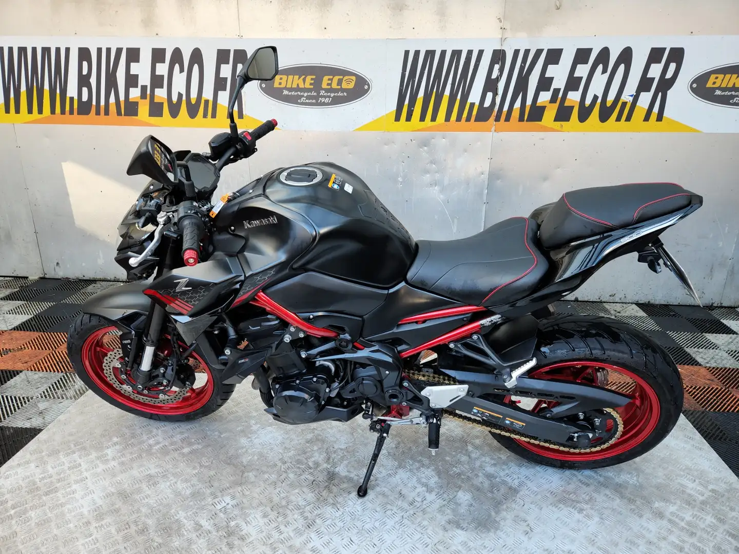 Kawasaki Z 900 Negru - 2