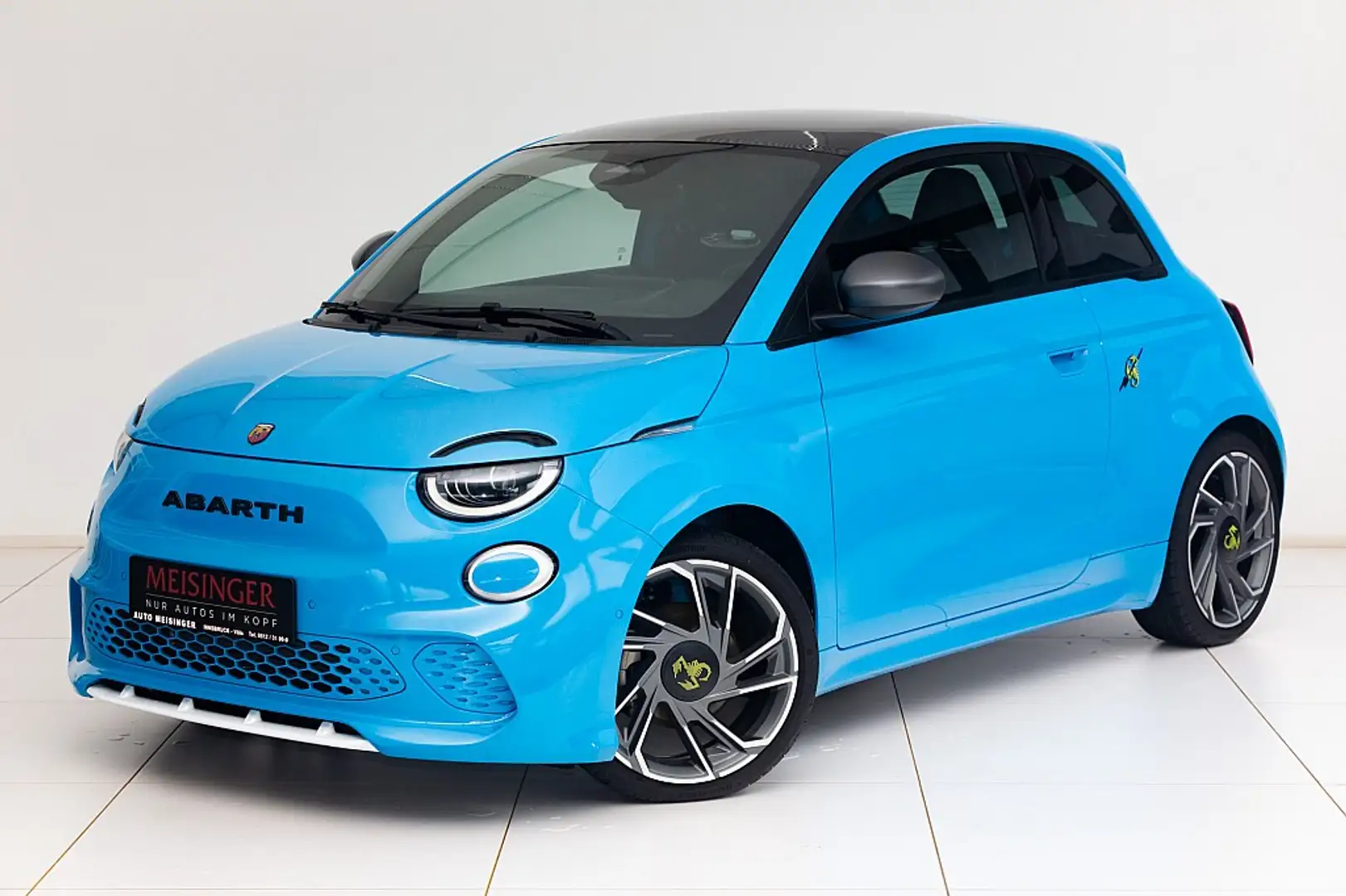 Abarth 500e Scorpionissima Blau - 1