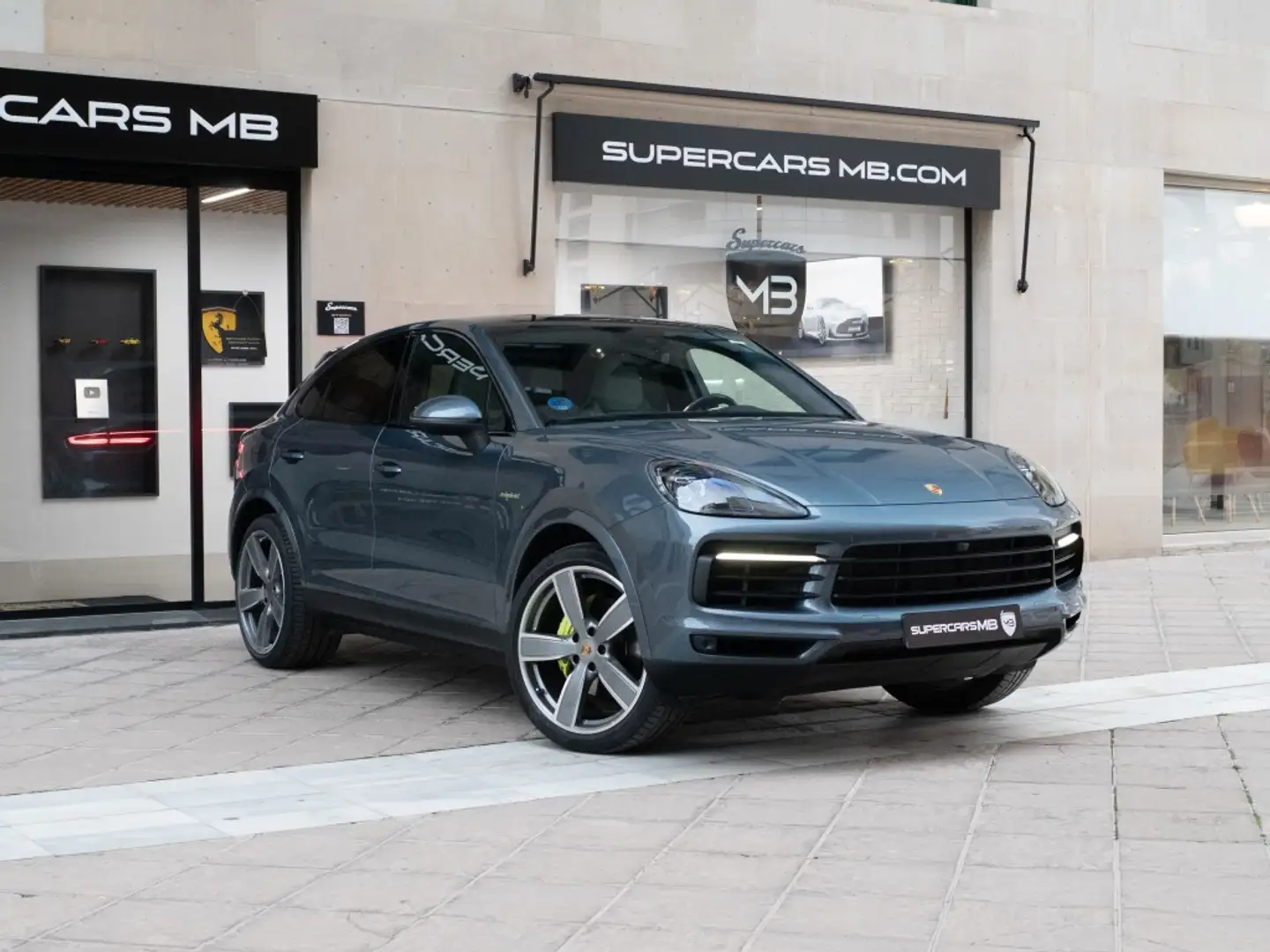 Porsche Cayenne E-Hybrid Coupé Aut. Gris - 1