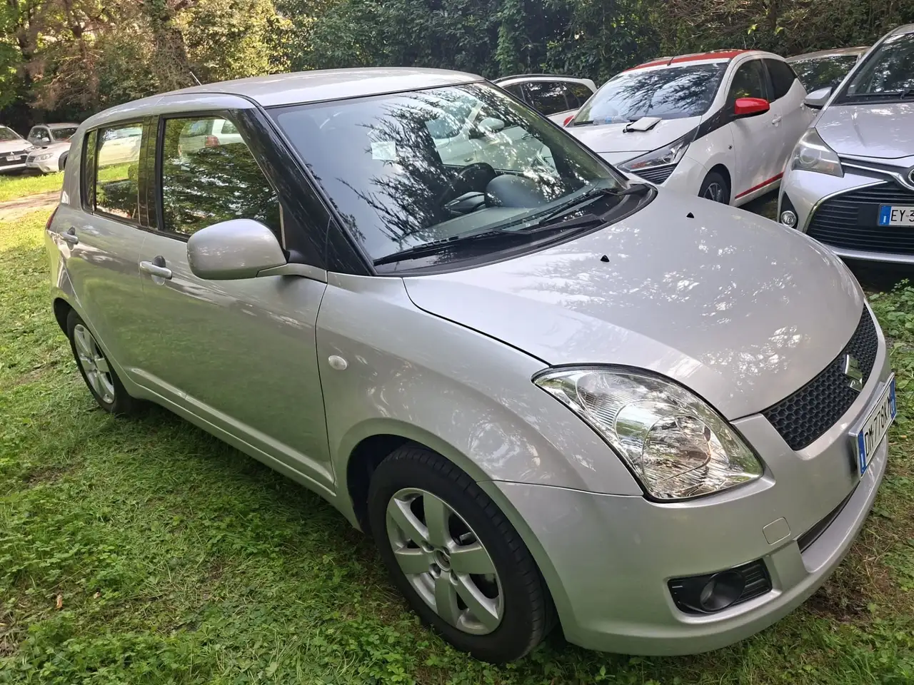 Suzuki Swift 5p 1.3 16v GL Safety Pack — photo 1 of 8