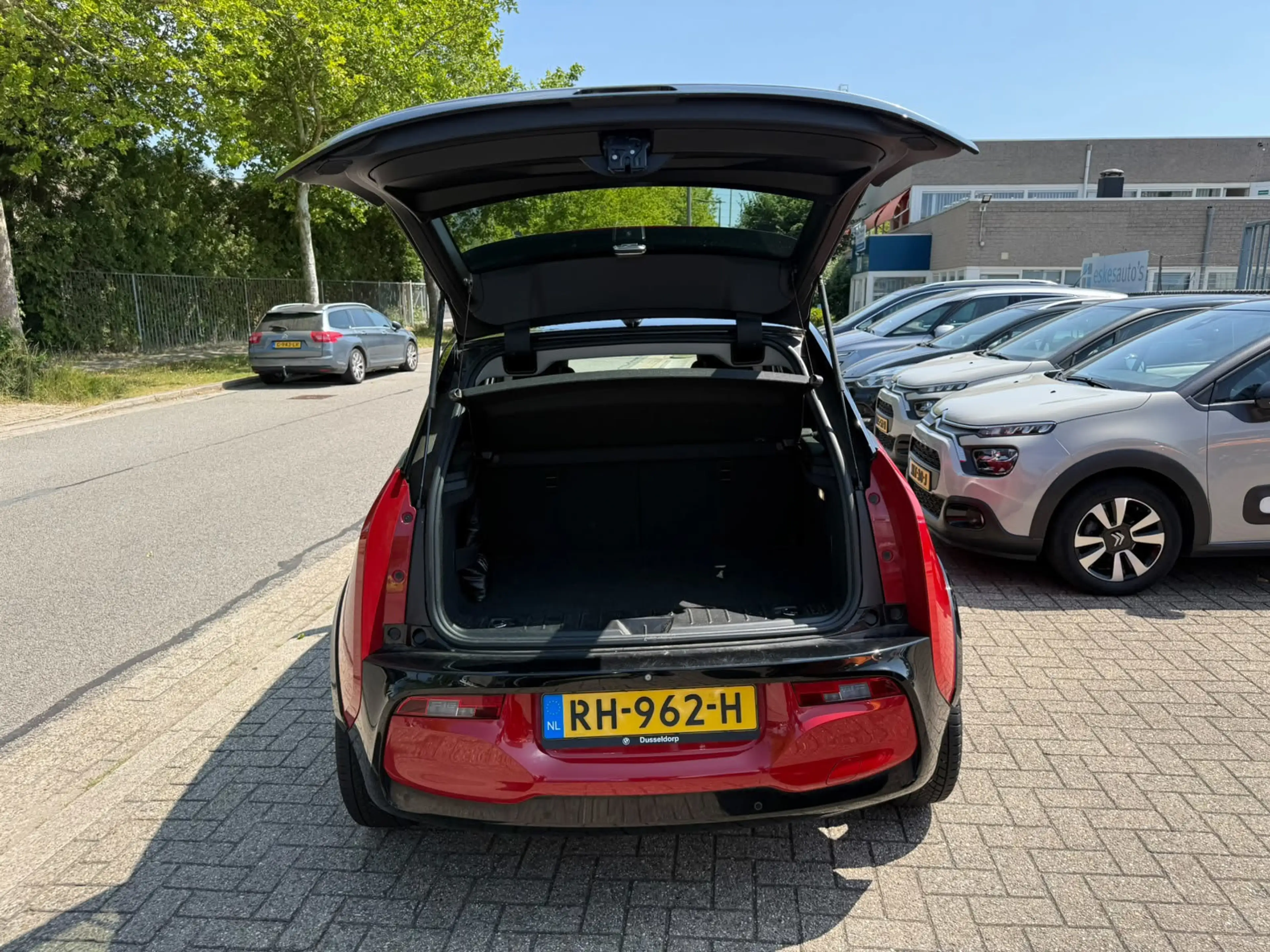 BMW i3 S Launch Edition 94Ah 33 kWh, Panodak, Leder, Navi — photo 25
