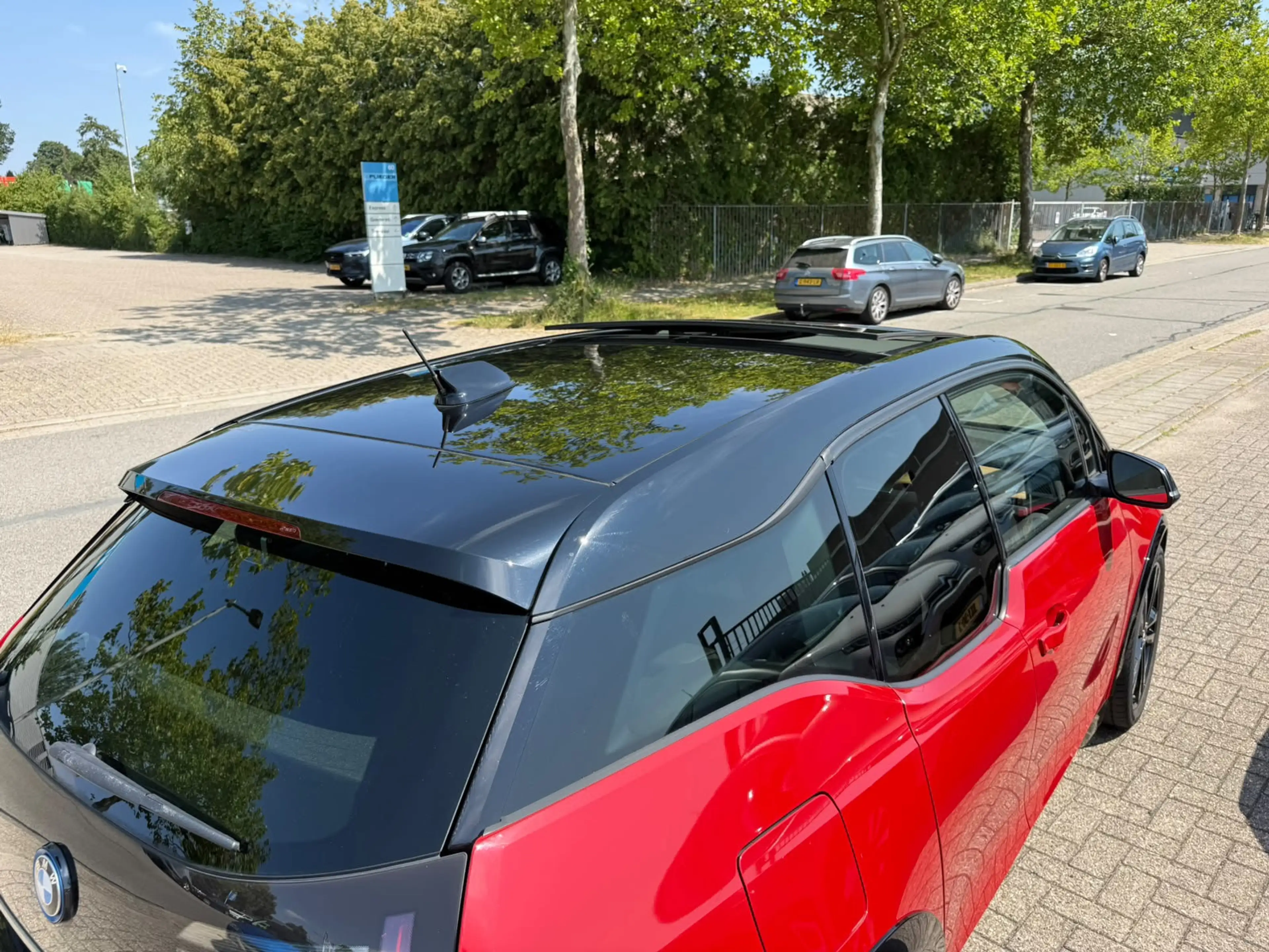 BMW i3 S Launch Edition 94Ah 33 kWh, Panodak, Leder, Navi — photo 24