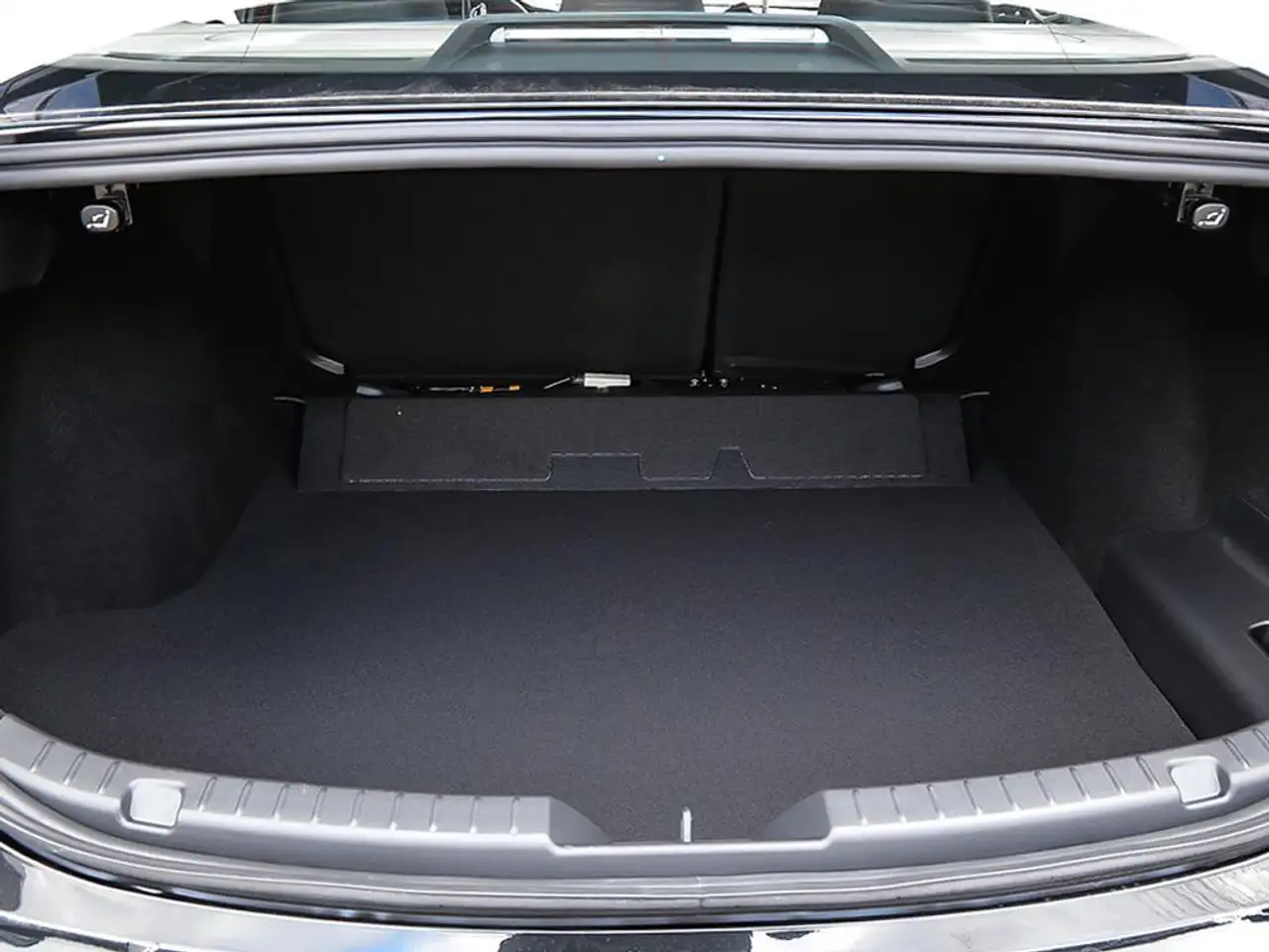 Mazda 3 снимка Mazda 3