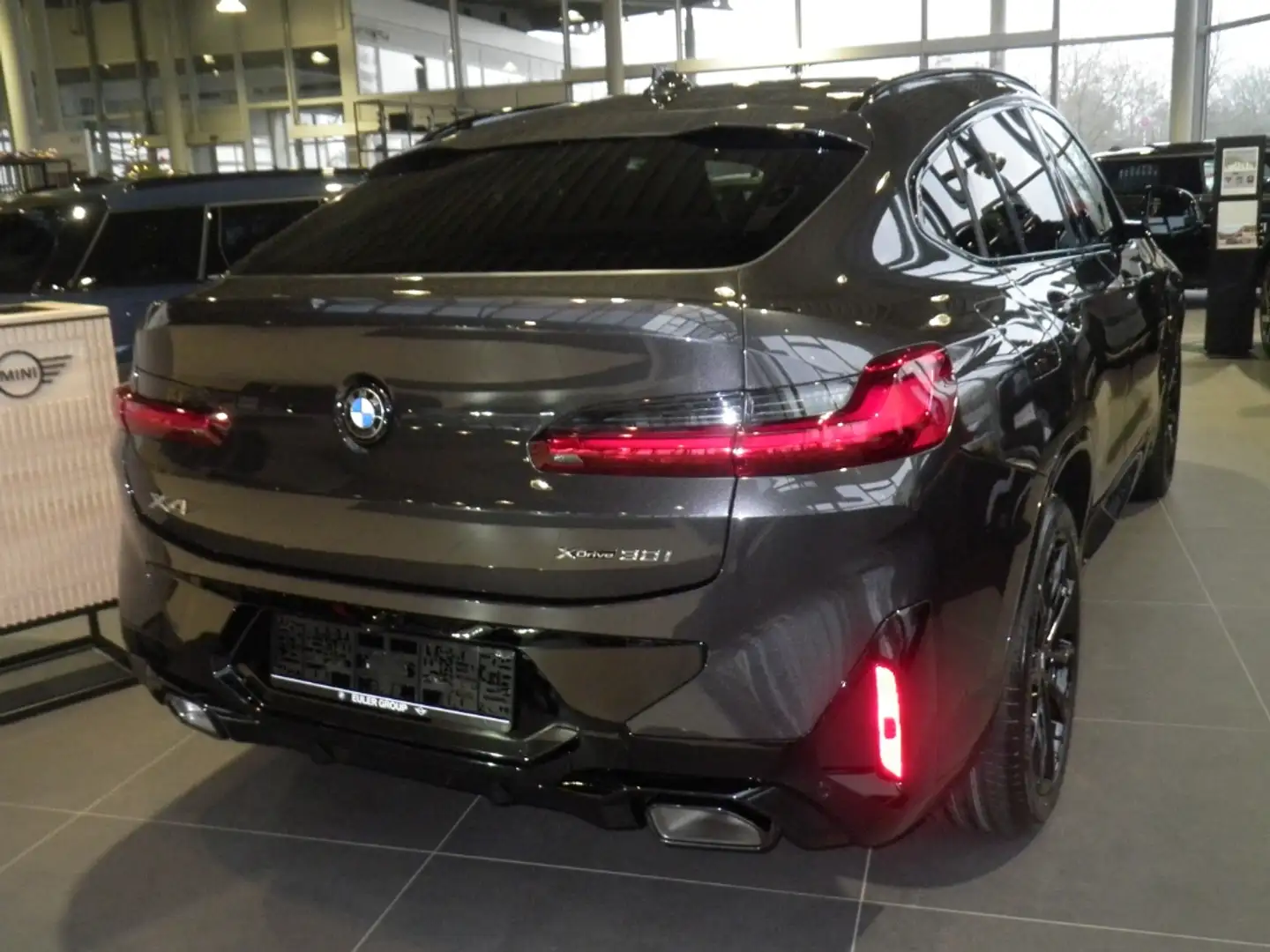BMW X4 xDrive 30i Sportpaket HUD AHK-klappbar AHK El. Pan Szürke - 2