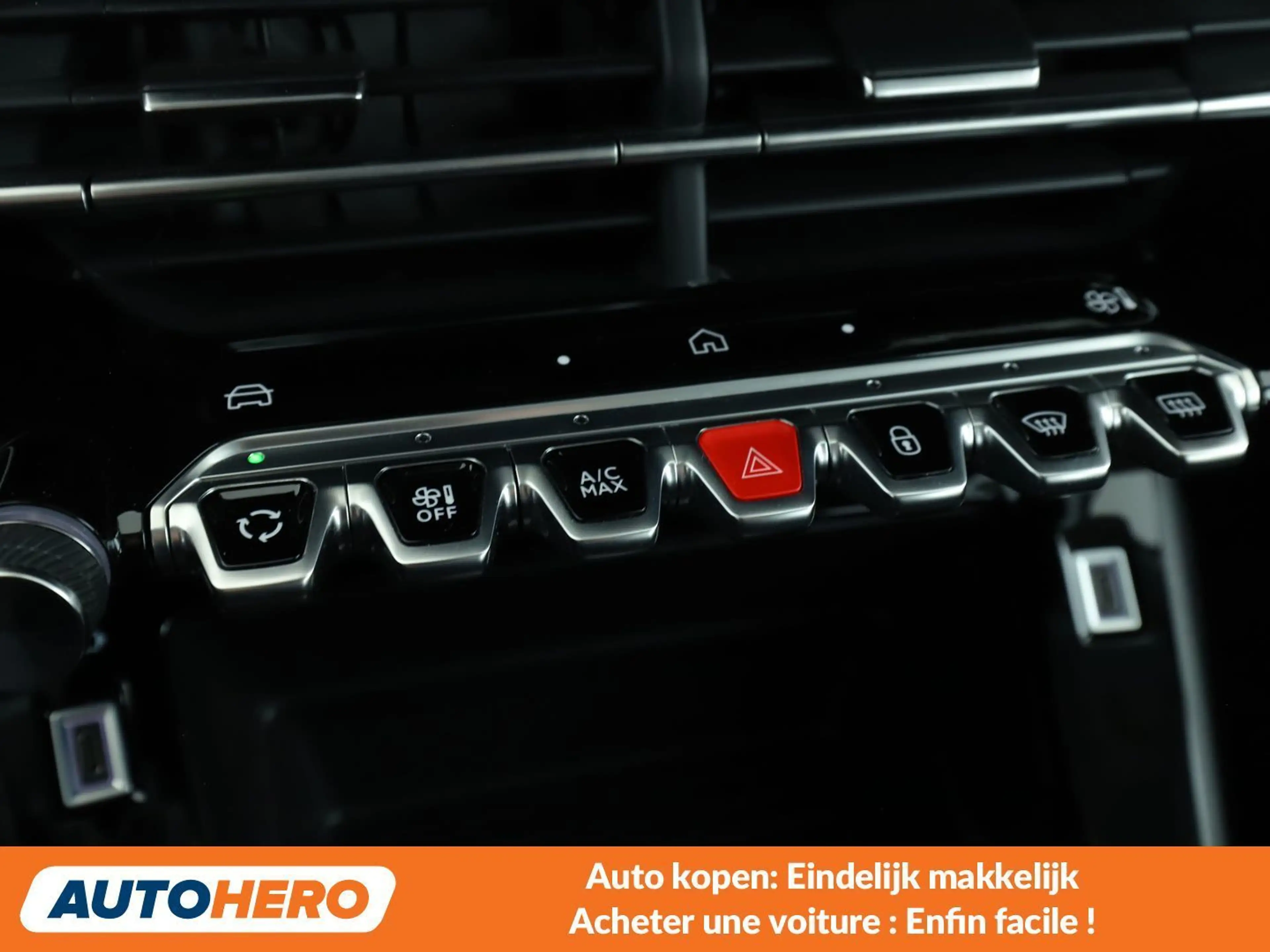 Peugeot 208 1.2 PureTech Active — photo 12
